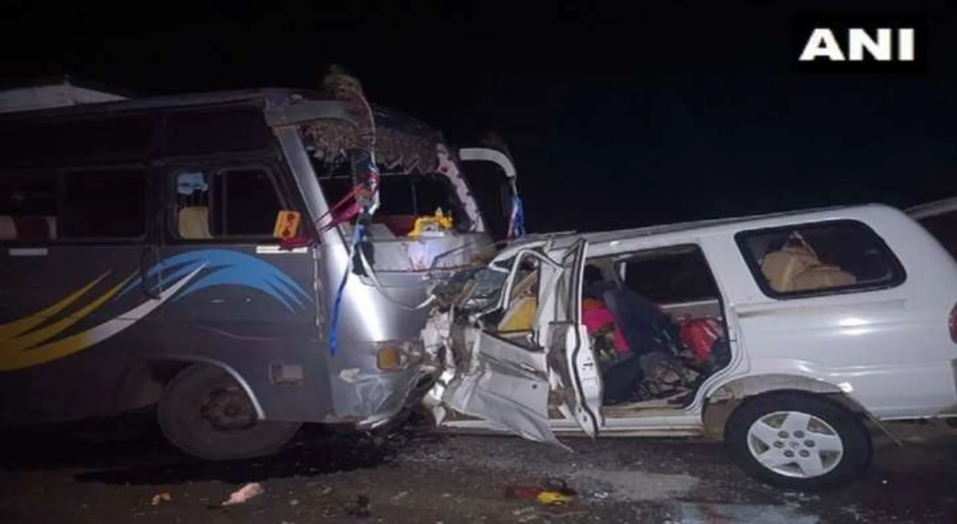 ମଧ୍ୟପ୍ରଦେଶର ବୈତୂଲ୍‌ରେ ବସ୍‌-କାର୍‌ ଧକ୍କା: ୩ ମହିଳା, ୨ ଶିଶୁଙ୍କ ସମେତ ୧୧ ମୃତ