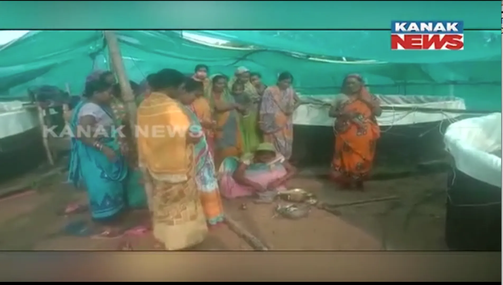 ବୟୋଫ୍ଲକ ପଦ୍ଧତିରେ ମାଛଚାଷ କରୁଛନ୍ତି ବୌଦ୍ଧ ଜଗଦୀଶପୁରର ମହିଳା। ୬ଟି କୁଣ୍ଡରେ ରୁପ୍ ଚାନ୍ଦି ଓ ଜଳଙ୍ଗ ପ୍ରଜାତିର ମାଛ ଚାଷ କରି ଲାଭବାନ।