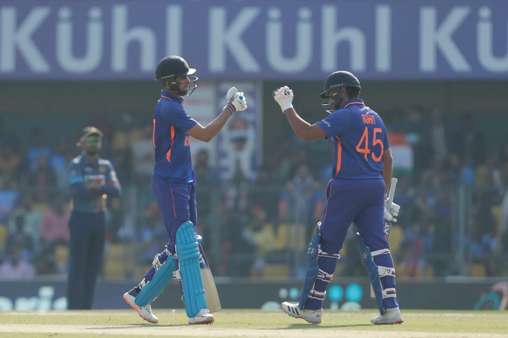 ଗର୍ଜିଲା ରୋହିତ, ଗିଲ ଓ କୋହଲିଙ୍କ ବ୍ୟାଟ । ବିଶାଳ ସ୍କୋର ଅଭିମୁଖେ ଟିମ୍ ଇଣ୍ଡିଆ ।