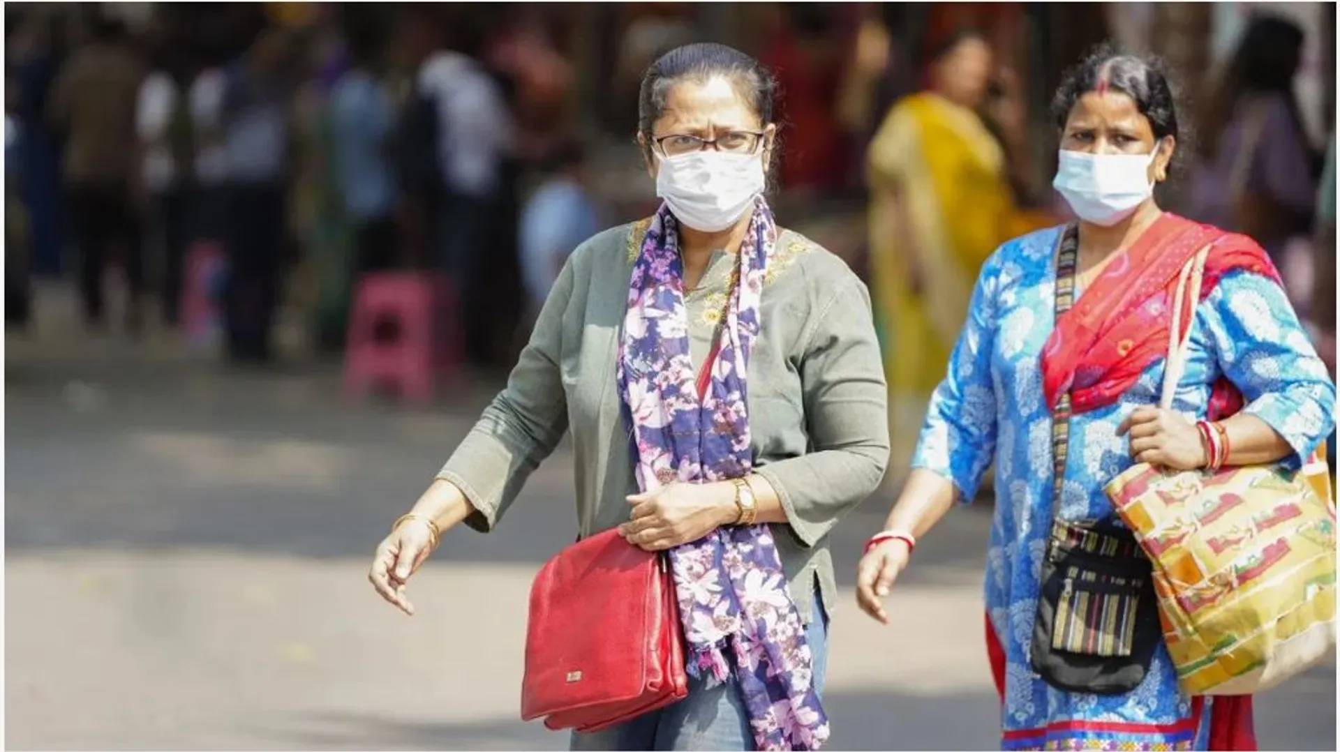 ଆସିଗଲା ଆଉ ଏକ ଲହରୀ! ଦେଶରେ ଚିହ୍ନଟ ହେଲେ ୪୪୩୫ କରୋନା ସଂକ୍ରମିତ । 