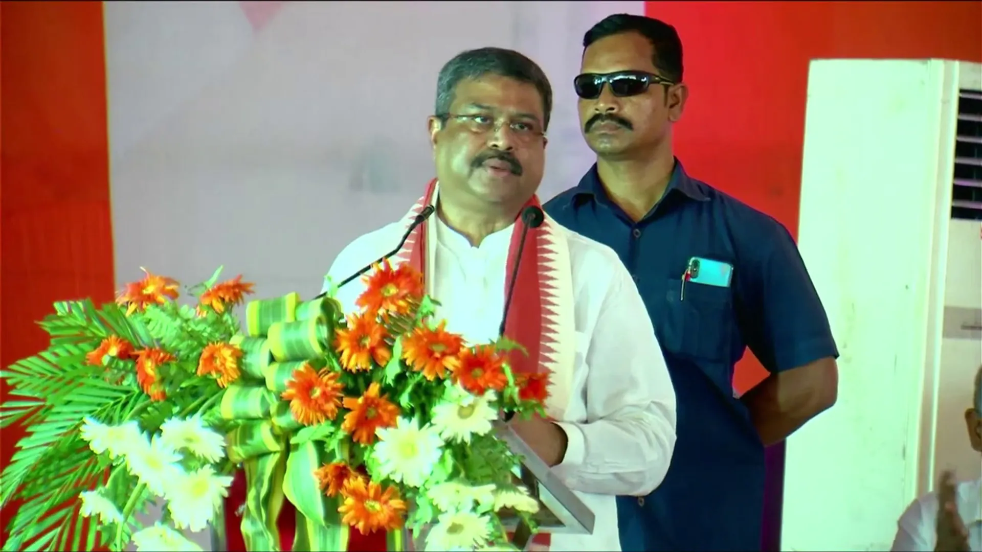 ଗରିବ କଲ୍ୟାଣ ସମାବେଶରୁ ରାଜ୍ୟ ସରକାରଙ୍କୁ ଟାର୍ଗେଟ। ଧର୍ମେନ୍ଦ୍ର କହିଲେ, ଡବଲ ଇଞ୍ଜିନ ସରକାର ହେଲେ ଓଡିଶାର ପ୍ରଗତି ହେବ