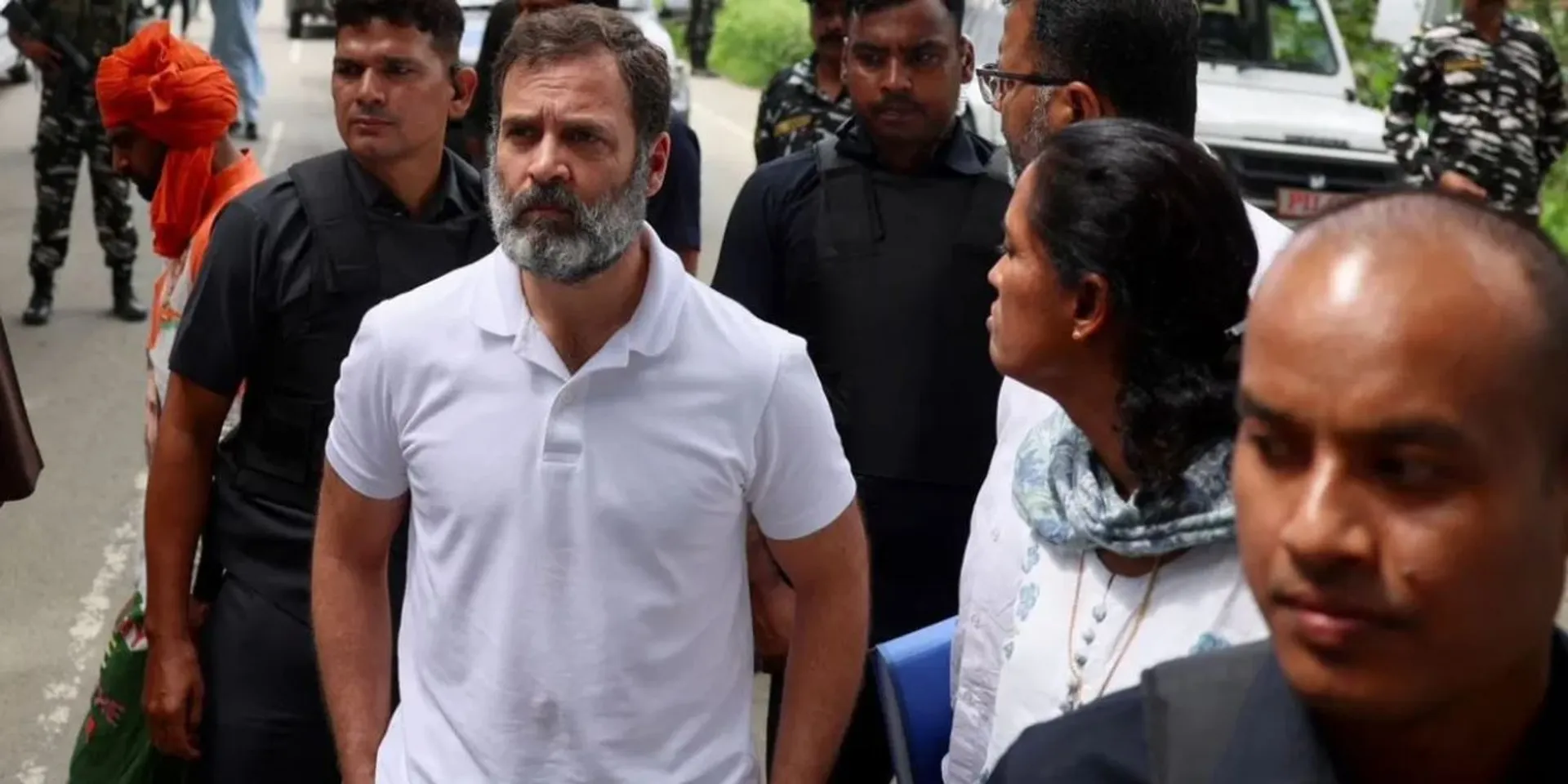 ମଣିପୁରରେ ରାହୁଲଙ୍କୁ ରୋକାଯିବାକୁ ନେଇ ବିବାଦ। ଇମ୍ଫାଲ ଫେରିଆସୁଛି ରାହୁଲଙ୍କ କାରକେଡ୍ ।