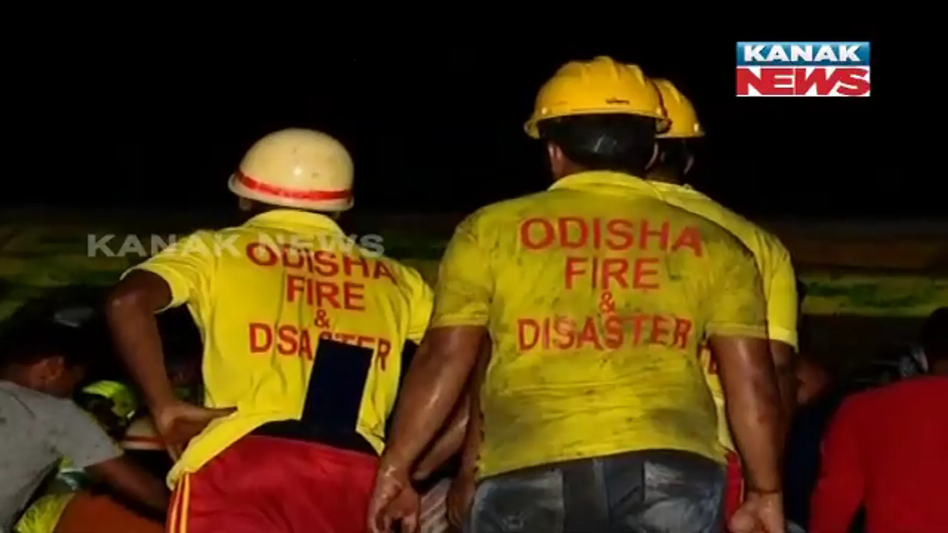 କାଳ ସାଜିଲା କରମଣ୍ଡଳ ଏକ୍ସପ୍ରେସ । ଏବେ ସୁଦ୍ଧା ୧୦୦୦ରୁ ଅଧିକ ଆହତ, ୧୨୦ ମୃତ!