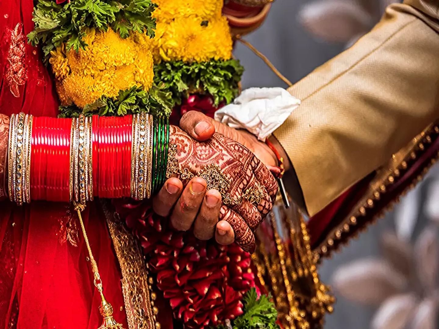 କର୍ଣ୍ଣାଟକ ହାଇକୋର୍ଟଙ୍କ ଗୁରୁତ୍ୱପୂର୍ଣ୍ଣ ରାୟ : କାମ କରିବାକୁ ସକ୍ଷମ ଥିଲେ, ମହିଳାମାନେ ବେକାର ରହିପାରିବେ ନାହିଁ; ଛାଡ଼ପତ୍ର ପରେ ସ୍ୱାମୀଙ୍କ ଠାରୁ ଦାବି କରିପାରିବେନି କ୍ଷତିପୂରଣ