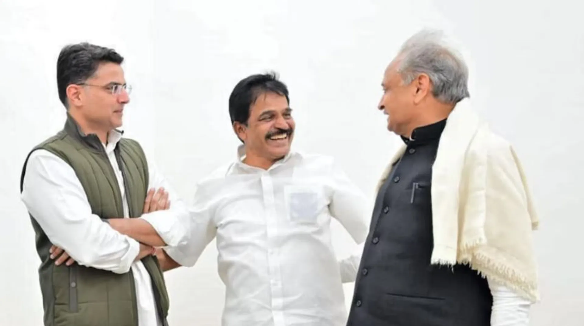 ମୁଖ୍ୟମନ୍ତ୍ରୀ ଚେହେରା ବିନା ରାଜସ୍ଥାନରେ ନିର୍ବାଚନ ଲଢିବ କଂଗ୍ରେସ । ଦିଲ୍ଲୀ ବୈଠକରେ ନିଆଗଲା ୪ ବଡ ନିଷ୍ପତ୍ତି ।