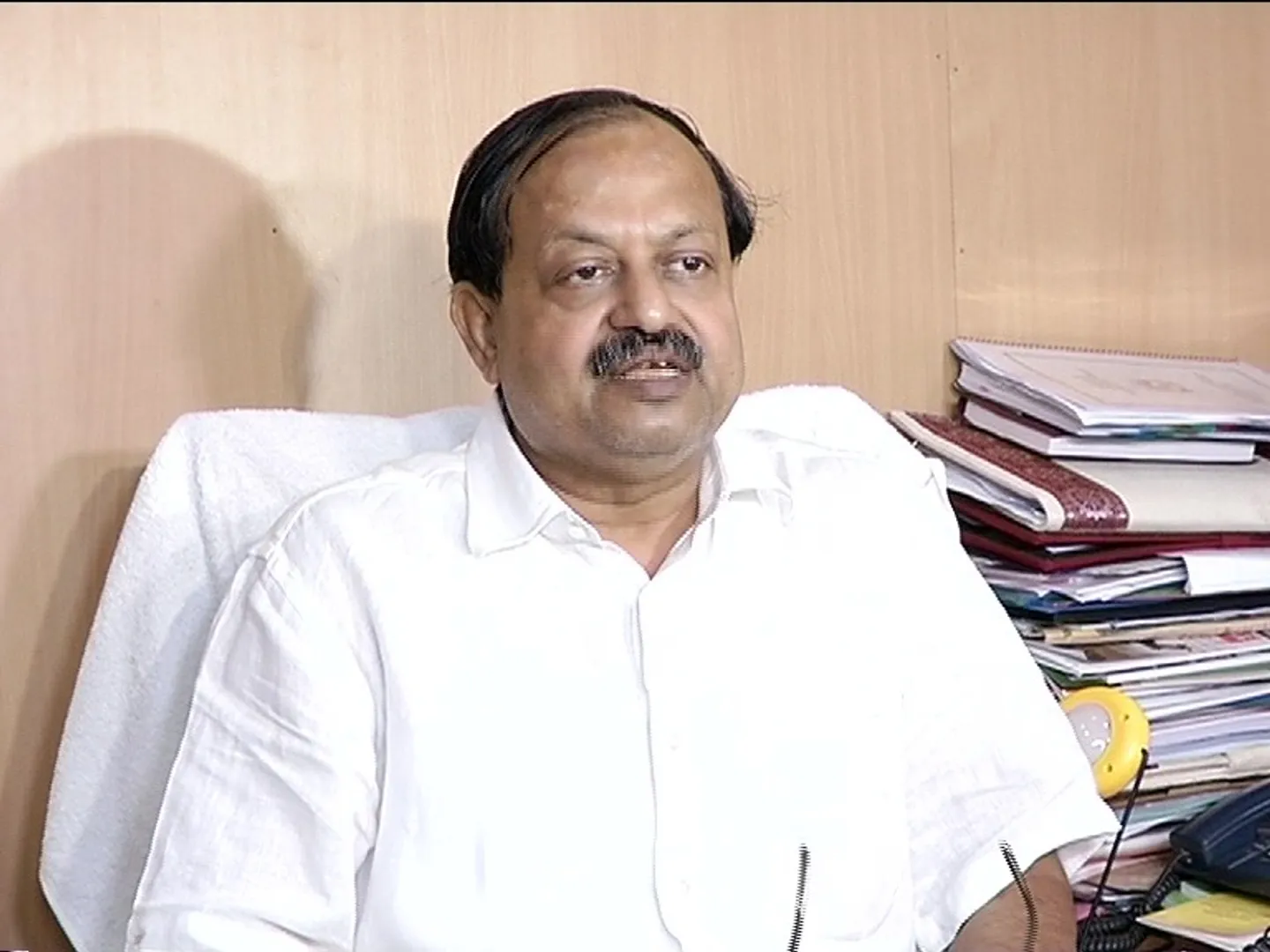 ବିରୋଧୀଙ୍କ ଅଭିଯୋଗ, ବିଜେଡିର ଜବାବ : ଦେବୀ ମିଶ୍ର କହିଲେ, 'ବିରୋଧୀଙ୍କ ଅଭିଯୋଗ ସମ୍ପୂର୍ଣ୍ଣ ଅବାନ୍ତର'