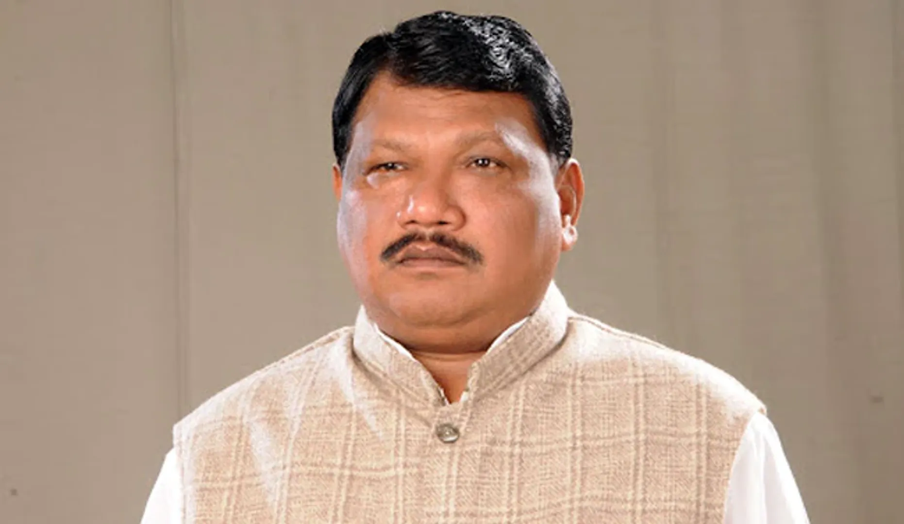 ହଟୁନି ସୁସ୍ମିତା ମିଞ୍ଜ ଓ ଉଦିତନଗର ଥାନା ଏଏସଆଇଙ୍କ ମୃତ୍ୟୁ ଉପରୁ ପରଦା । ଆସନ୍ତାକାଲି ବିଜେପିର ସୁନ୍ଦରଗଡ ବନ୍ଦ ଡାକରା । ମୃତ୍ୟୁ ନେଇ ପ୍ରଶ୍ନ ଉଠାଇଲେ ଜୁଏଲ ଓରାମ