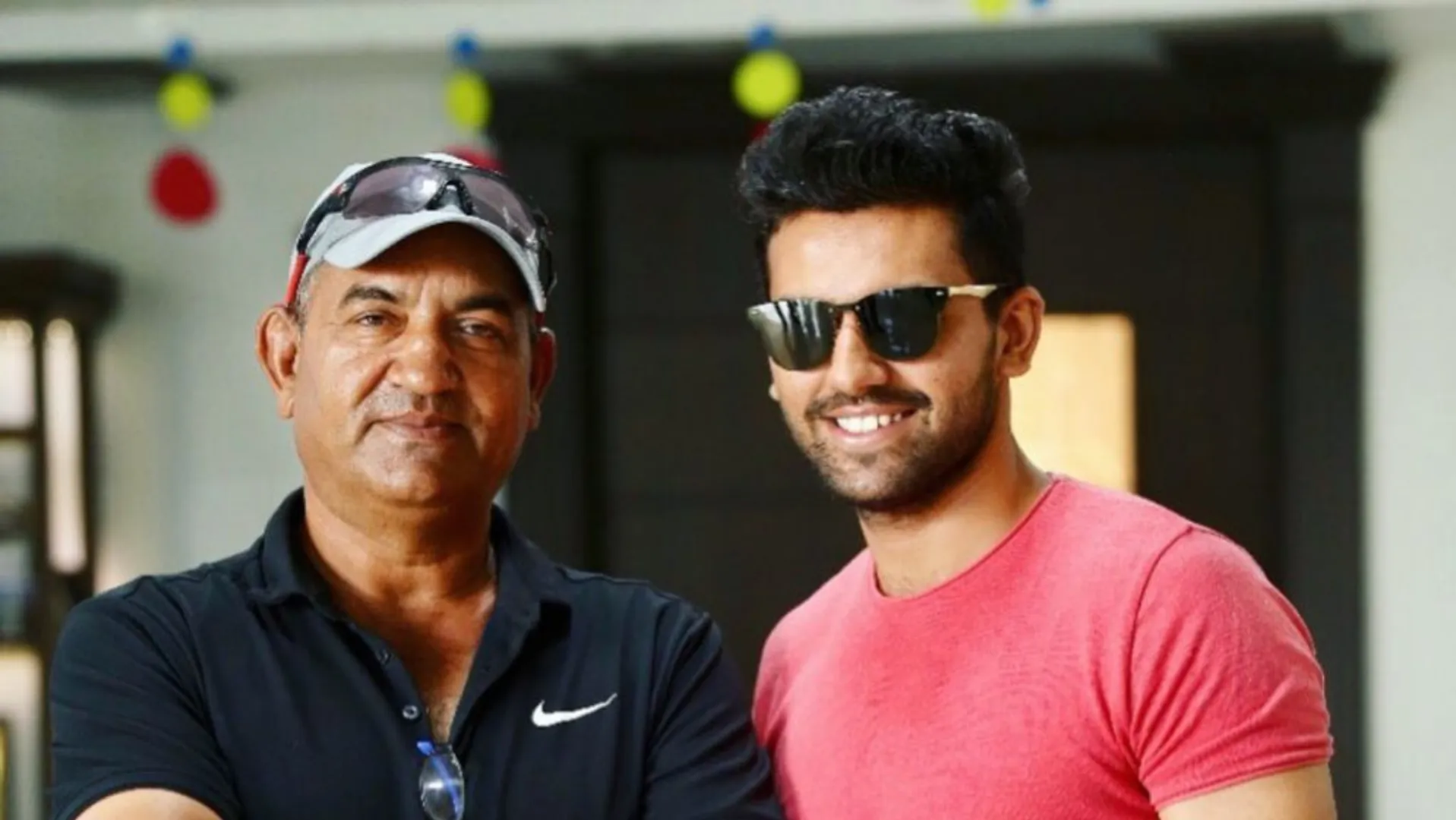 ବ୍ରେନ୍ ଷ୍ଟ୍ରୋକର ଶିକାର ହେଲେ ଦୀପକ ଚହରଙ୍କ ବାପା । ଦୀପକ କହିଲେ, ସୁସ୍ଥ ହେବା ପର୍ଯ୍ୟନ୍ତ ସେବା କରିବି । 