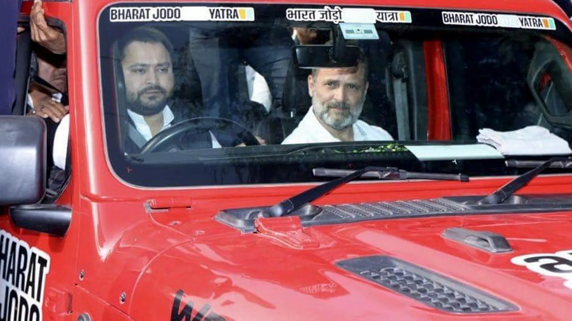 ଭାରତଯୋଡ଼ ନ୍ୟାୟଯାତ୍ରାରେ ରାହୁଲଙ୍କ ସାରଥୀ ସାଜିଲେ ତେଜସ୍ୱୀ । କଂଗ୍ରେସ ସାଂସଦଙ୍କ ଗାଡି ଚଳାଇଲେ ଆରଜେଡି ନେତା