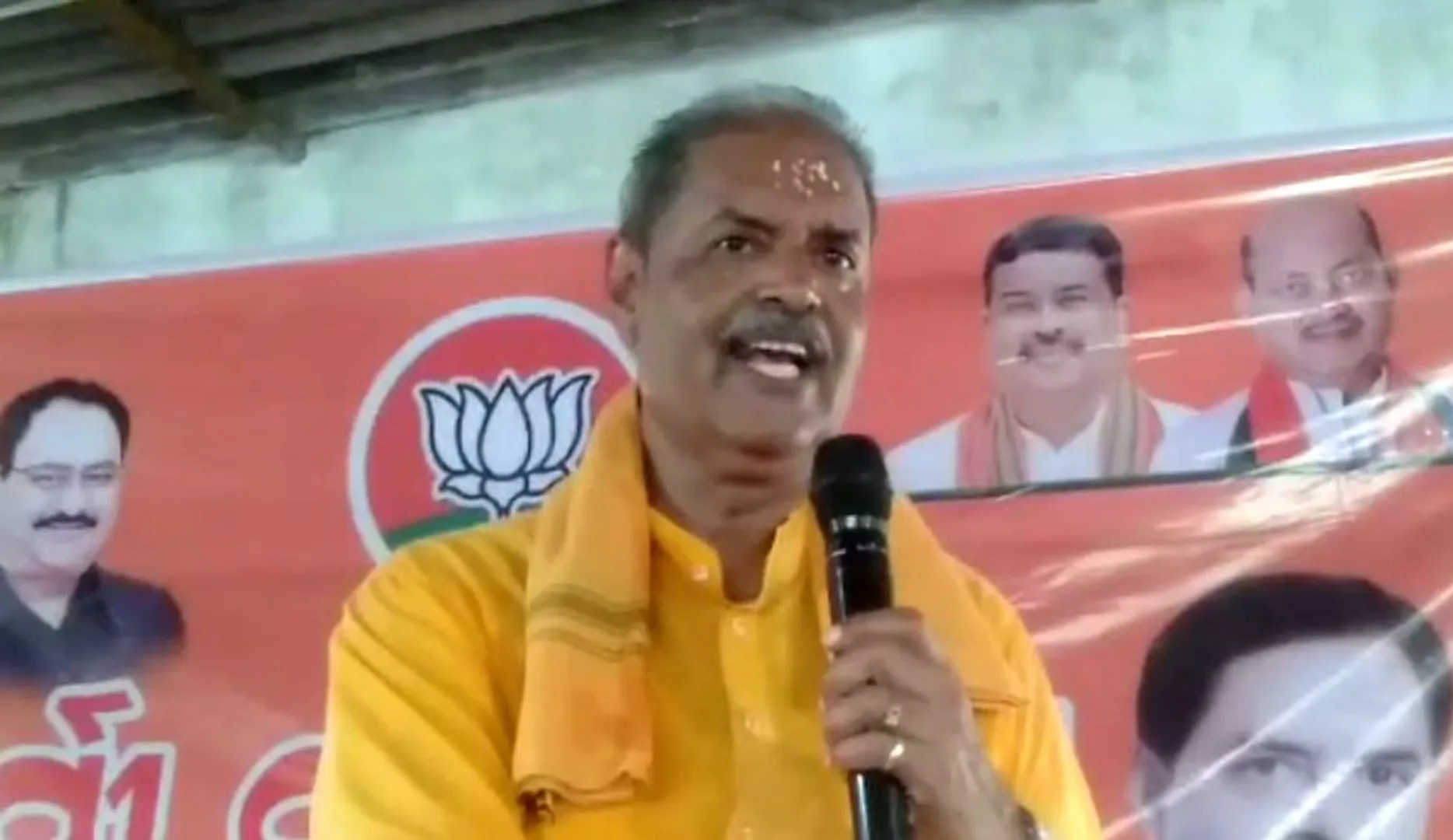 ରାଜ୍ୟ ସରକାରଙ୍କ ନୂଆ ଏନଏସି ଘୋଷଣାକୁ ବିଜେପି ନେତା କନକ ବର୍ଦ୍ଧନ ସିଂଦେଓ କଟାକ୍ଷ । କହିଲେ, ପଦ୍ମପୁରକୁ ଜିଲ୍ଲା ମାନ୍ୟତା ଘୋଷଣା ଭଳି ହେବ ବିଜ୍ଞାପିତ ଅଞ୍ଚଳ ପରିଷଦ ଘୋଷଣା
