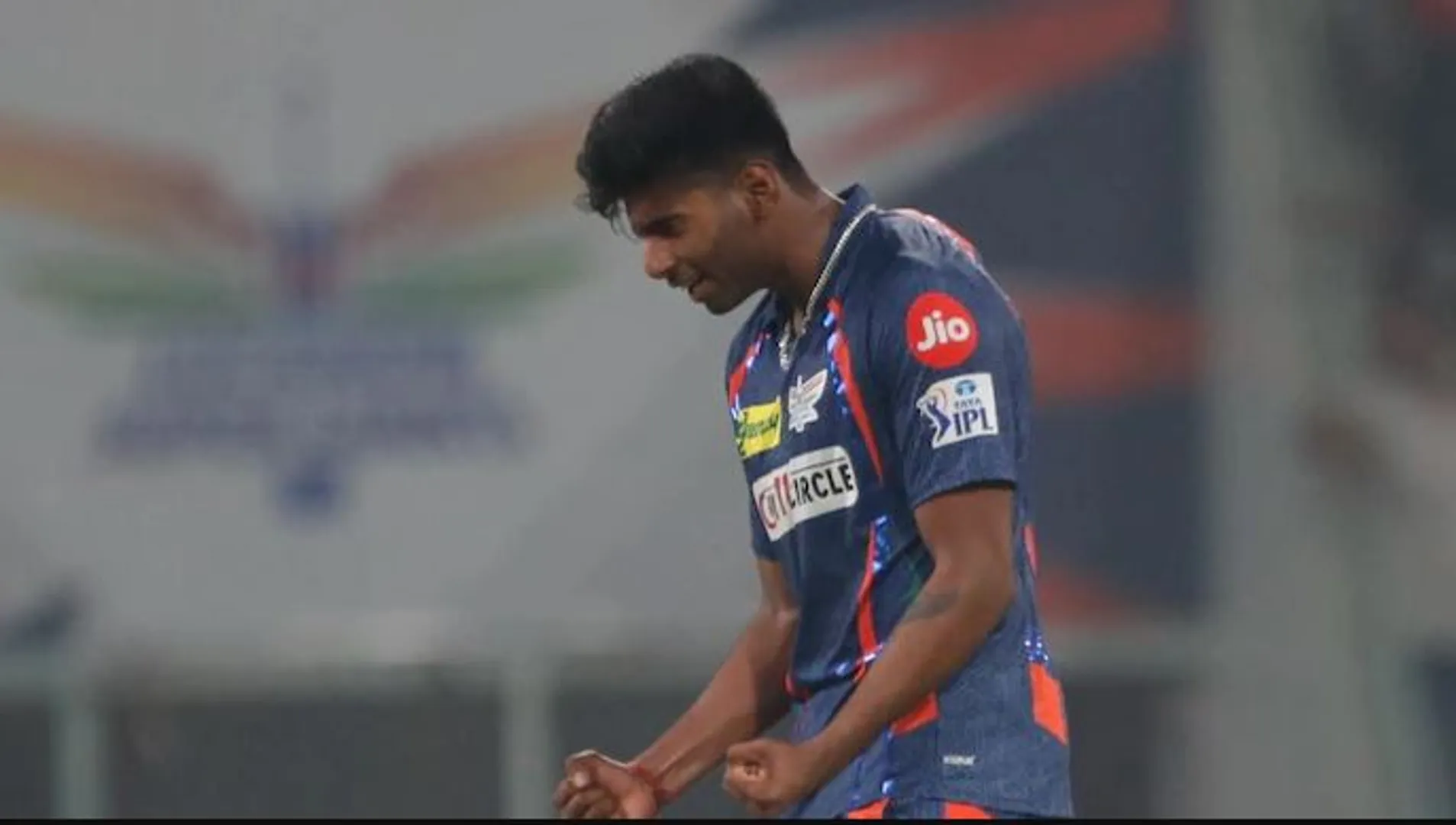 ଚର୍ଚ୍ଚାରେ ଯୁବ ଦ୍ରୁତ ବୋଲର ମୟଙ୍କ ଯାଦବ । ଧୁଆଁଧାର ବଲିଂ କରି ପଞ୍ଜାବକୁ ଚିତପଟାଙ୍ଗ କଲେ ।