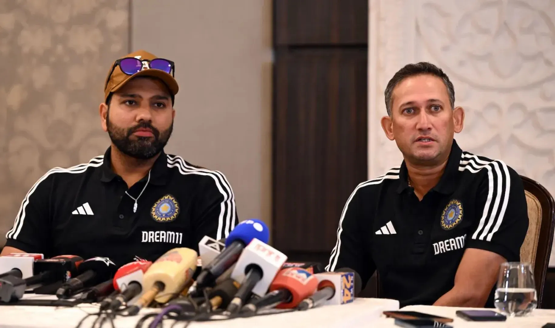 ଟି-୨୦ ବିଶ୍ୱକପ ପାଇଁ ଖୁବଶୀଘ୍ର ହୋଇପାରେ ଭାରତୀୟ ଦଳ ଘୋଷଣା । ଦିଲ୍ଲୀରେ ପହଞ୍ଚିଲେ ଚୟନକର୍ତ୍ତା, ରୋହିତଙ୍କ ସହ କରିପାରନ୍ତି ଆଲୋଚନା । ହାର୍ଦ୍ଦିକଙ୍କୁ ଟିମରେ ଚୟନ ନେଇ ସସପେନ୍ସ । 