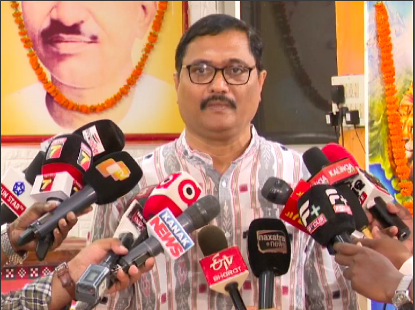 ଆକ୍ରୋଶର ଶିକାର ହୋଇ ବିଜେଡି ସମାପ୍ତ ହେବ, ଆଶୀର୍ବାଦ ପାଇ ବିଜେପି ଓଡ଼ିଶାବାସୀଙ୍କ ସେବା କରିବ । ବିଜେଡିର ସାମ୍ବାଦିକ ସମ୍ମିଳନୀକୁ କଟାକ୍ଷ କଲା ବିଜେପି ।