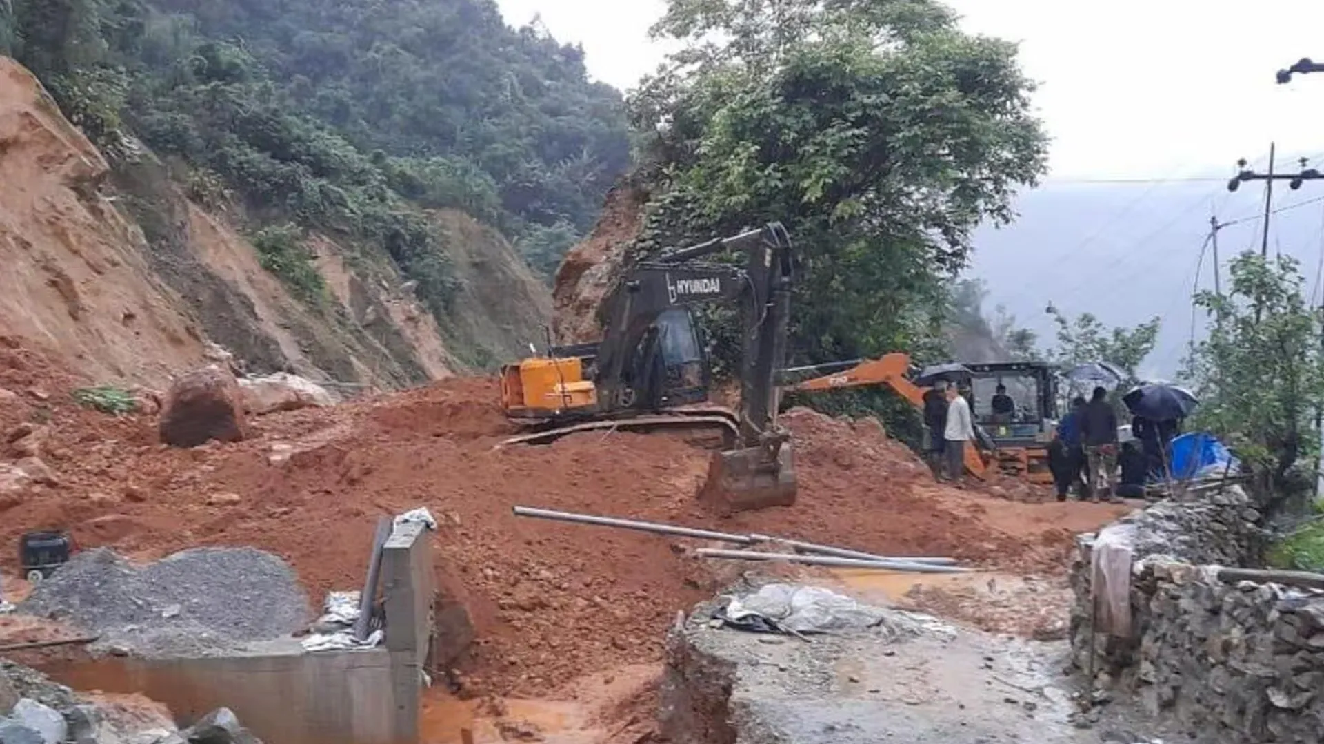 ଅରୁଣାଚଳ ପ୍ରଦେଶରେ ବଡ ଧରଣର ଭୂସ୍ଖଳନ । ଧସିଗଲା ଜାତୀୟ ରାଜପଥ,ଗମନାଗମନ ଗଭୀର ପ୍ରଭାବିତ