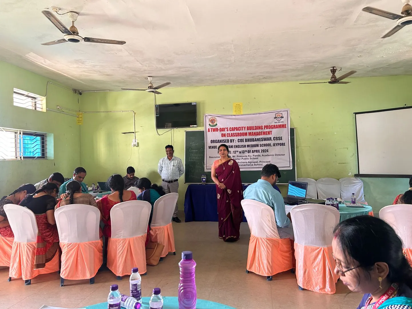 ନାରାୟଣୀ ଇଂରାଜୀ ମାଧ୍ୟମ ବିଦ୍ୟାଳୟରେ ଶିକ୍ଷକ ଓ ଶିକ୍ଷୟିତ୍ରୀଙ୍କ ଦକ୍ଷତା ବିକାଶ କର୍ମଶାଳା ଅନୁଷ୍ଠିତ ।