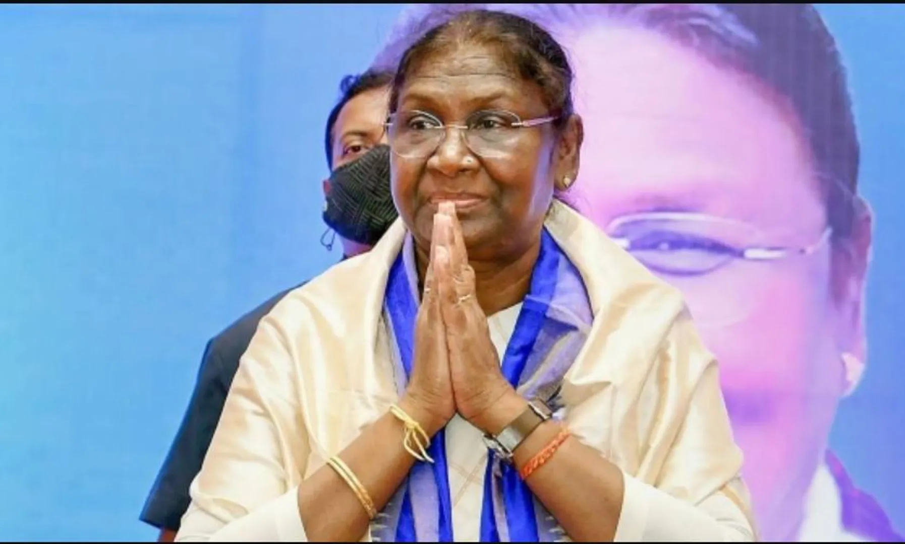 ପୁରୀ ବାଣ ବିସ୍ଫୋରଣ ଘଟଣା: ଦୁଃଖ ପ୍ରକାଶ ପ୍ରକାଶ କରିବା ସହ ସମବେଦନା ଜଣାଇଲେ ରାଷ୍ଟ୍ରପତି ଦ୍ରୌପଦୀ ମୁର୍ମୁ ।