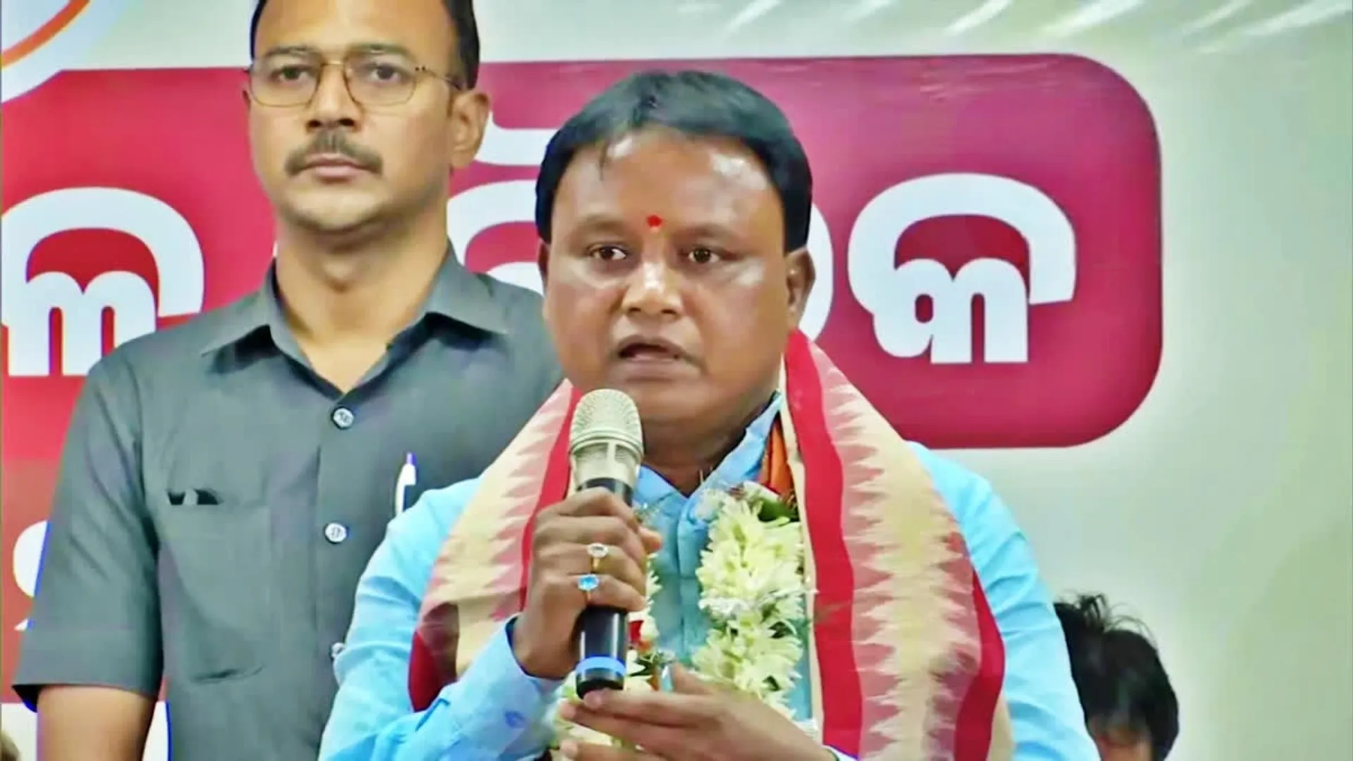 ଲଦାଖରେ ସେନା ଟ୍ୟାଙ୍କ ବୁଡି ୫ ଯବାନ ସହିଦ । ଶୋକ ପ୍ରକାଶ କଲେ ମୁଖ୍ୟମନ୍ତ୍ରୀ