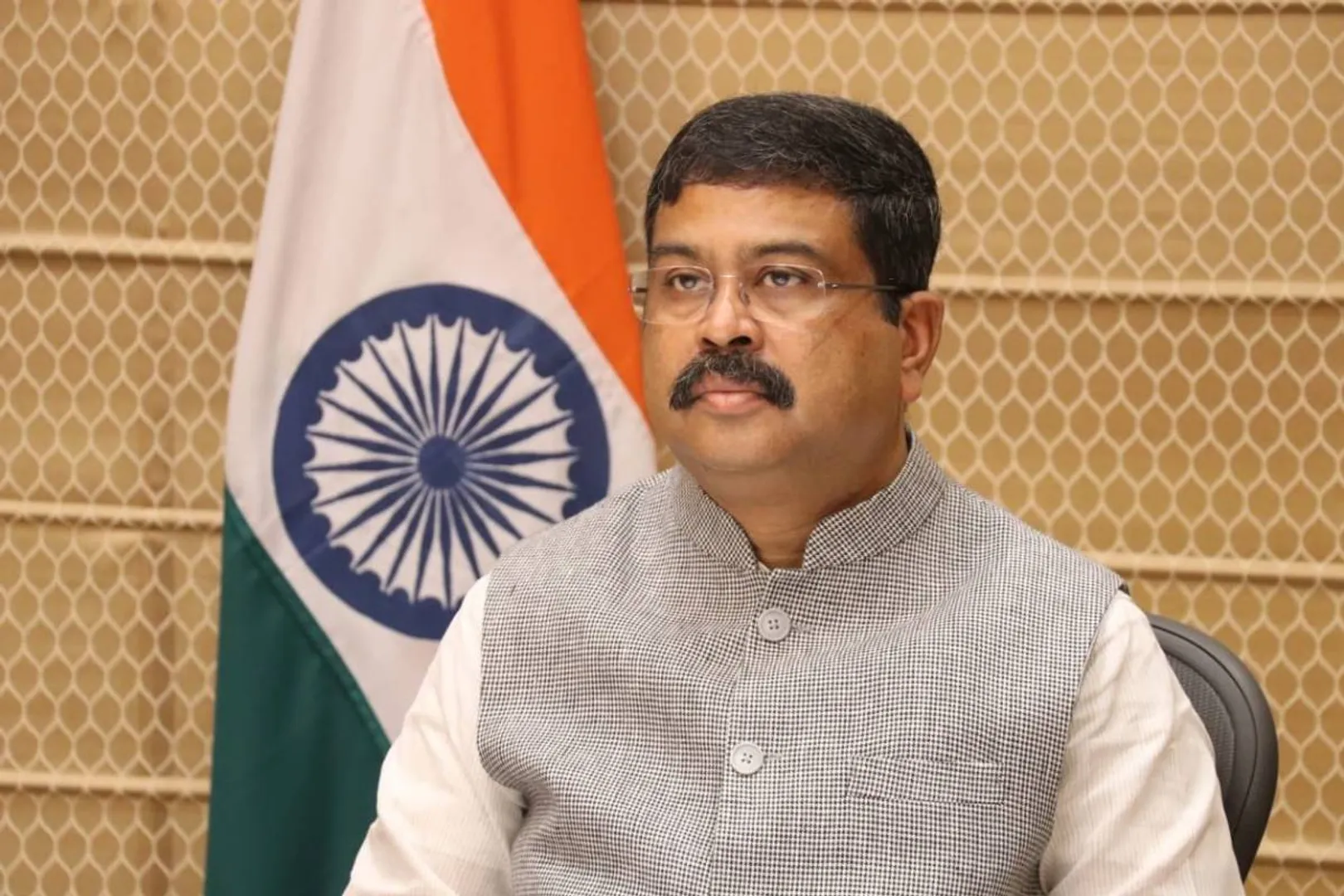 ସମ୍ବଲପୁର ପର୍ଯ୍ୟଟନକୁ ନୂଆ ରୂପ ଦେବାକୁ ଓଡ଼ିଶାର ମୁଖ୍ୟମନ୍ତ୍ରୀଙ୍କୁ କେନ୍ଦ୍ରମନ୍ତ୍ରୀଙ୍କ ଚିଠି । ସମ୍ବଲପୁର ରିଭରଫ୍ରଣ୍ଟ ଡେଭଲପମେଣ୍ଟ ପ୍ରୋଜେକ୍ଟ ପ୍ରସ୍ତାବ ଉପରେ ବିଚାର କରିବାକୁ ଅନୁରୋଧ