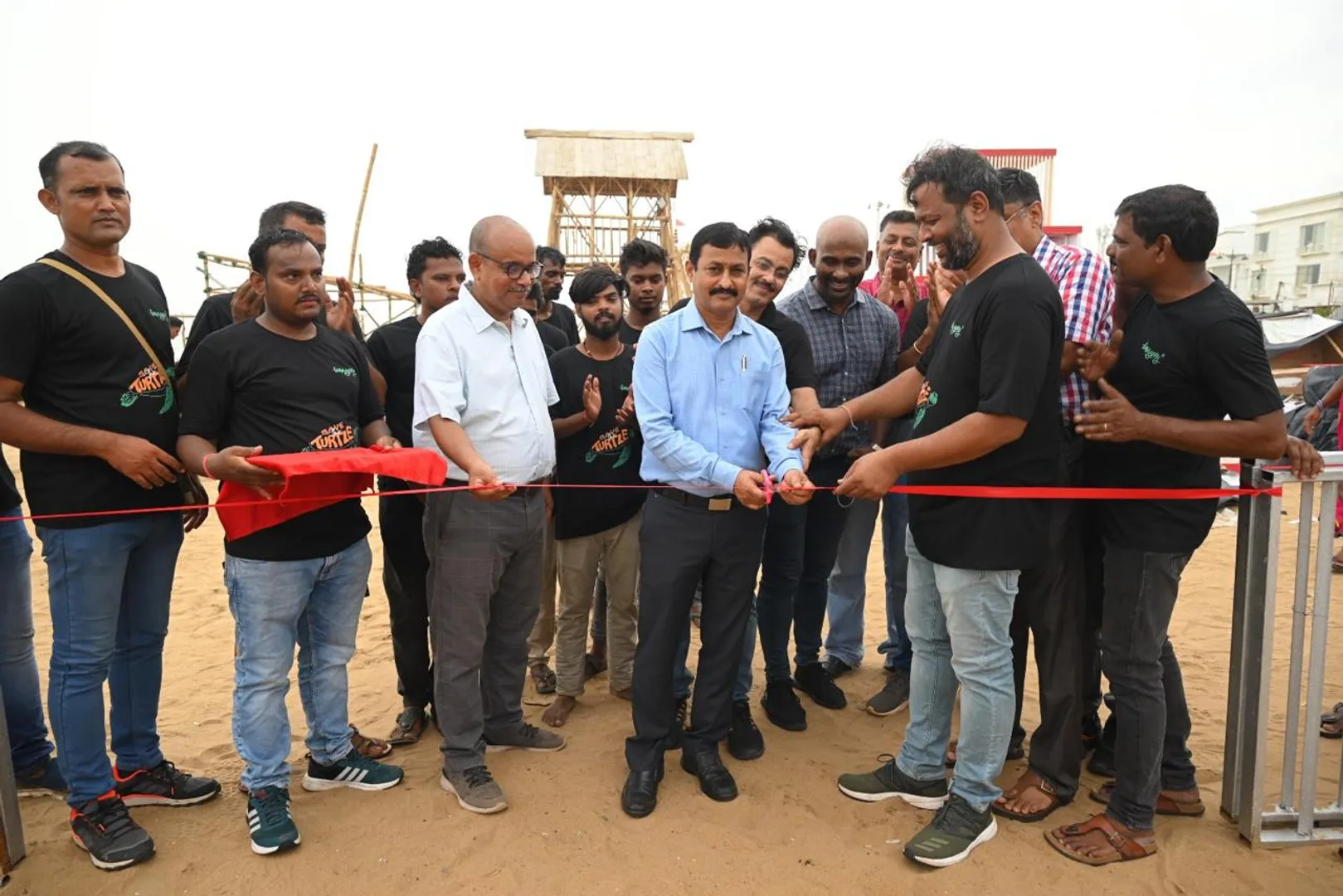 ପୁରୀ ସମୁଦ୍ର ବେଳାଭୂମିରେ ଉଦଘାଟନ ହେଲା ‘ବିଚ୍ ପାଭିଲିୟନ’ । ଓଡ଼ିଶାର ପର୍ଯ୍ୟଟନ ଓ ଅଲିଭ୍ ରିଡଲେ କଇଁଛ ସଂରକ୍ଷଣ ନେଇ କରିବ ସେଚତନ