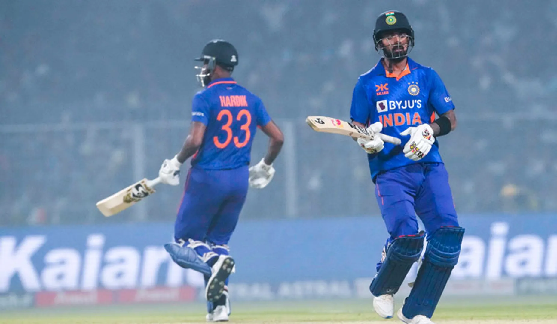 ଶ୍ରୀଲଙ୍କା ଗସ୍ତ ପାଇଁ ରୋହିତ-କୋହଲିଙ୍କୁ ମିଳିପାରେ ବିଶ୍ରାମ । ଏହି ଖେଳାଳିଙ୍କୁ ମିଳିପାରେ ଅଧିନାୟକ ଦାୟିତ୍ୱ...