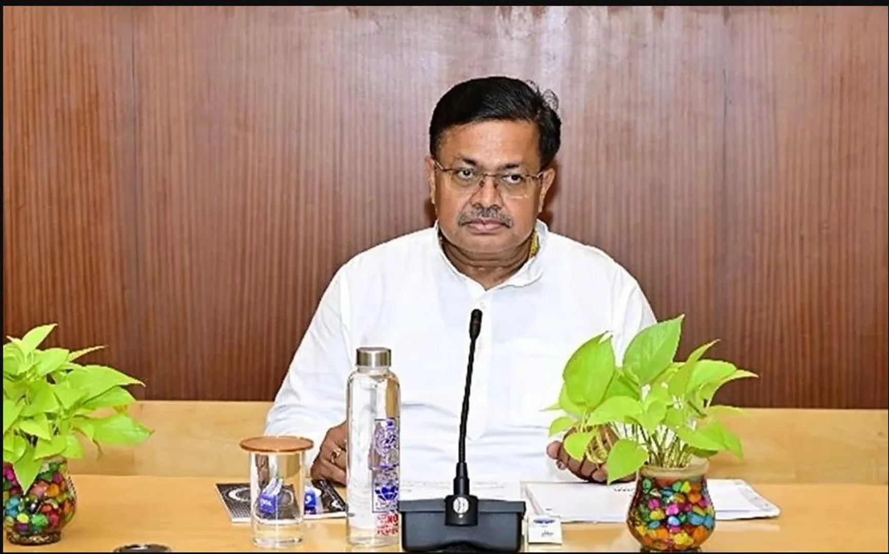 ଓଡ଼ିଶାରେ ବିଭିନ୍ନ କାମରେ ନିୟୋଜିତ ଥିବା ବୁଲା ବିକାଳୀଙ୍କ ଉପରେ ସରକାରଙ୍କ ଆଖି । ଖବୁଶୀଘ୍ର ହେବେ ଚିହ୍ନଟ, ପରିଚୟ ନଥିଲେ ପ୍ରତ୍ୟାବର୍ତ୍ତନ