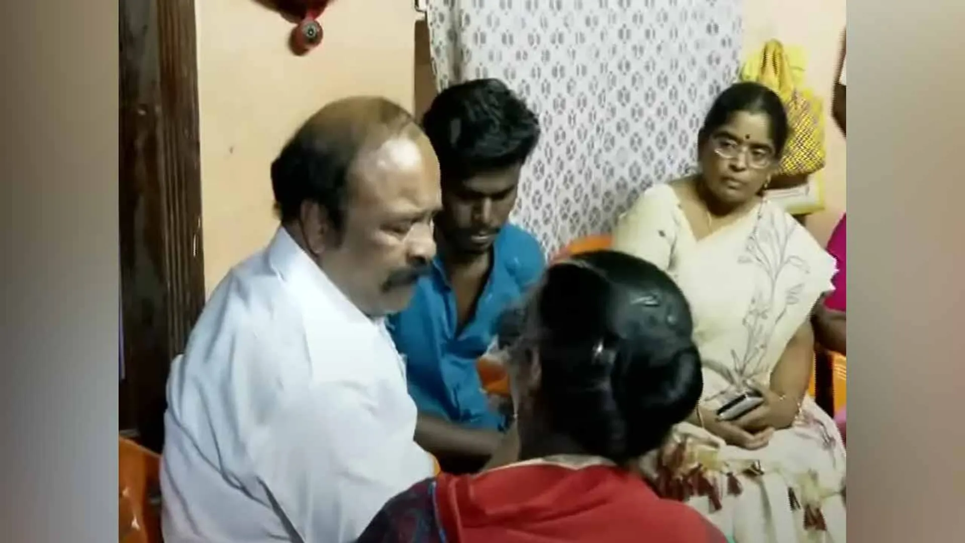 periyakaruppan-ajithfamiy