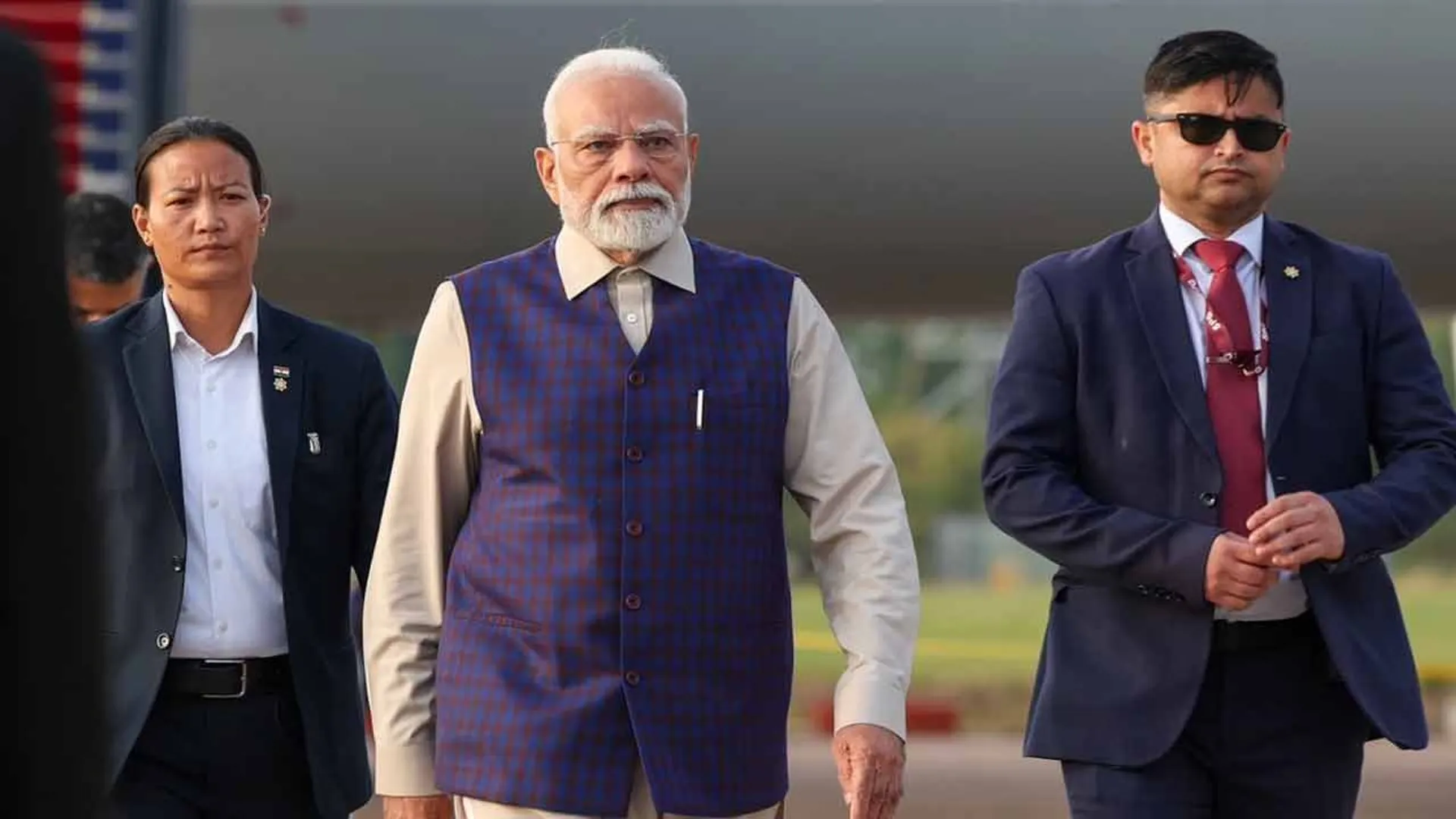 modi-walk