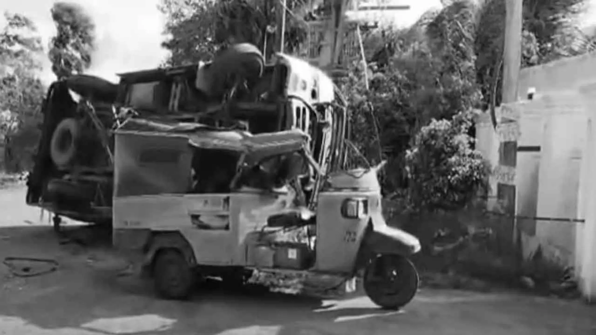 coutrallam-van-auto