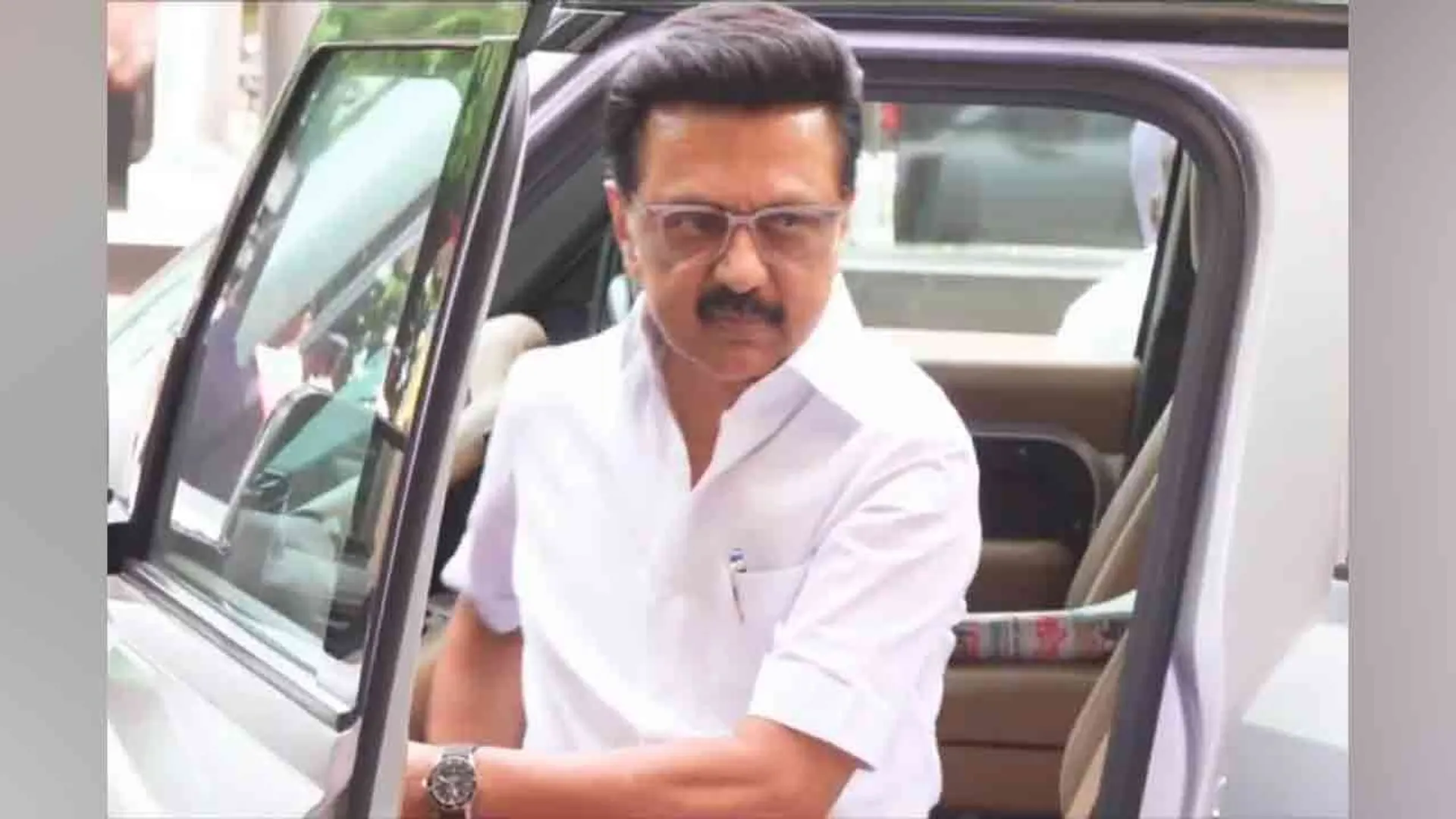 anna-arivalayam-mks-car