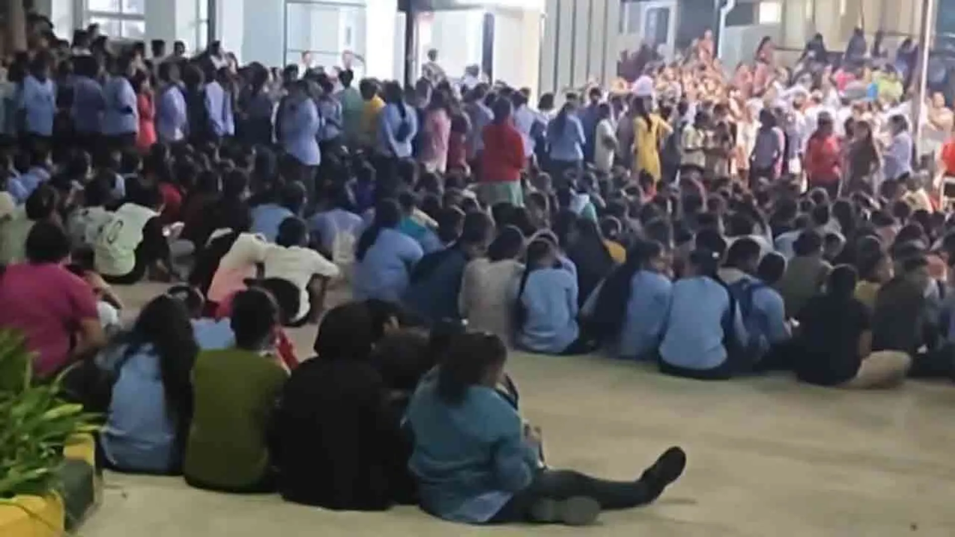 hsra-tata-company-hostel-issue