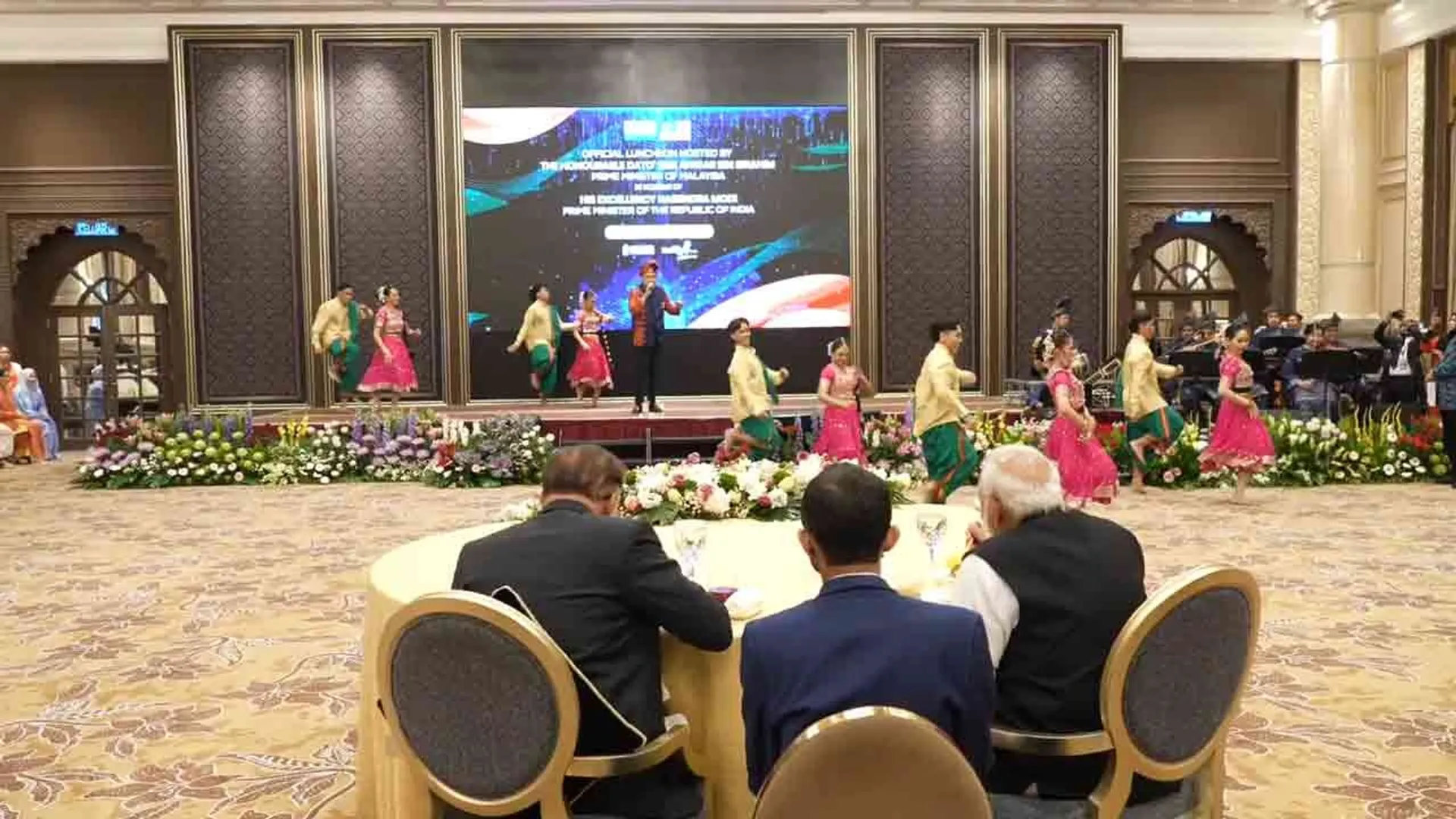 modi-malasia-nalai-namathey