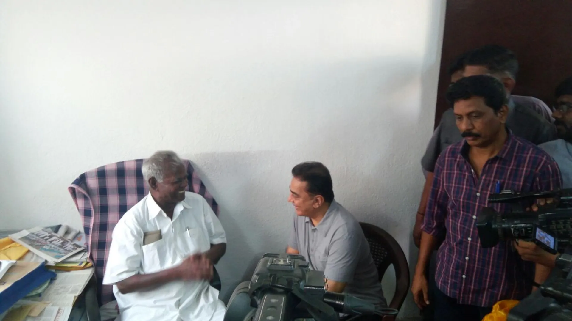 "நல்லகண்ணு அவர்களுடன் கமல்"
