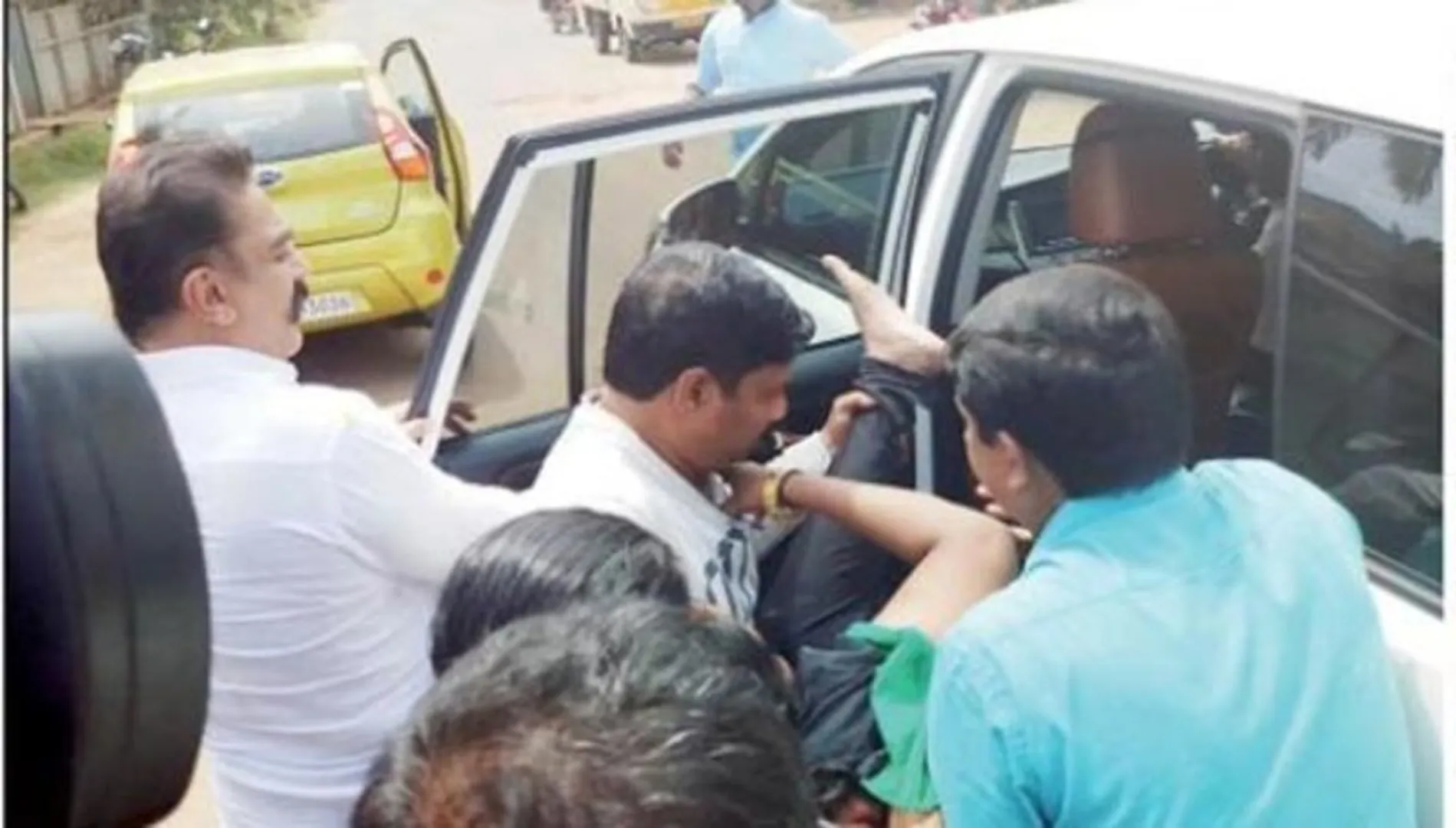 kamal helps