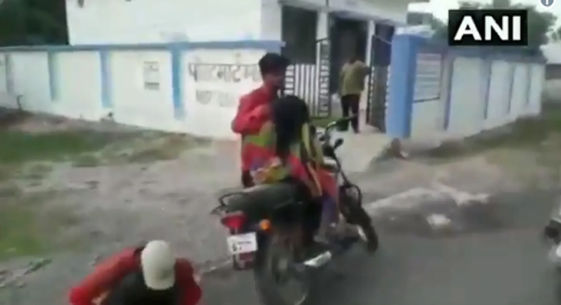 ambulance 