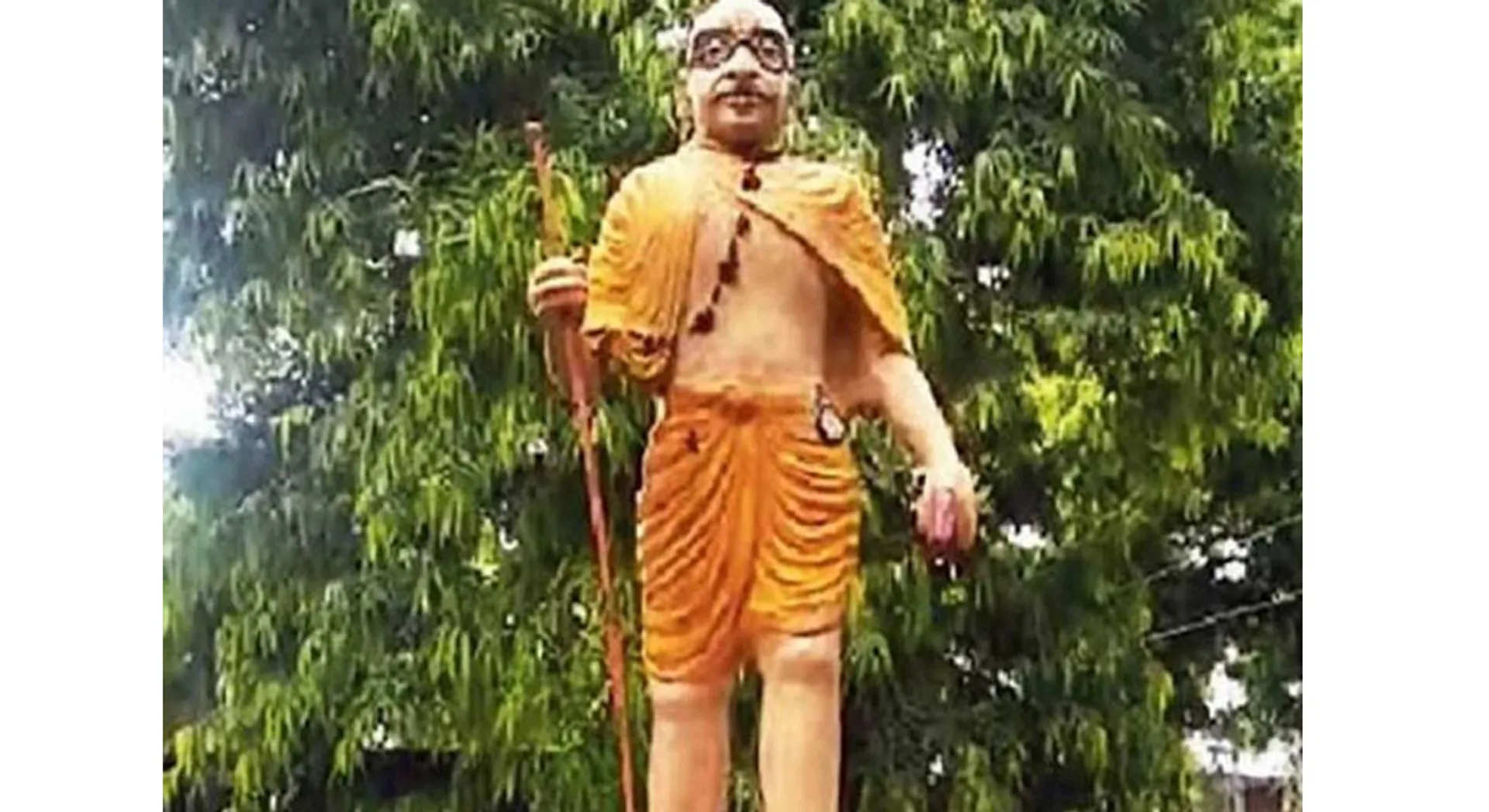 GANDHI 