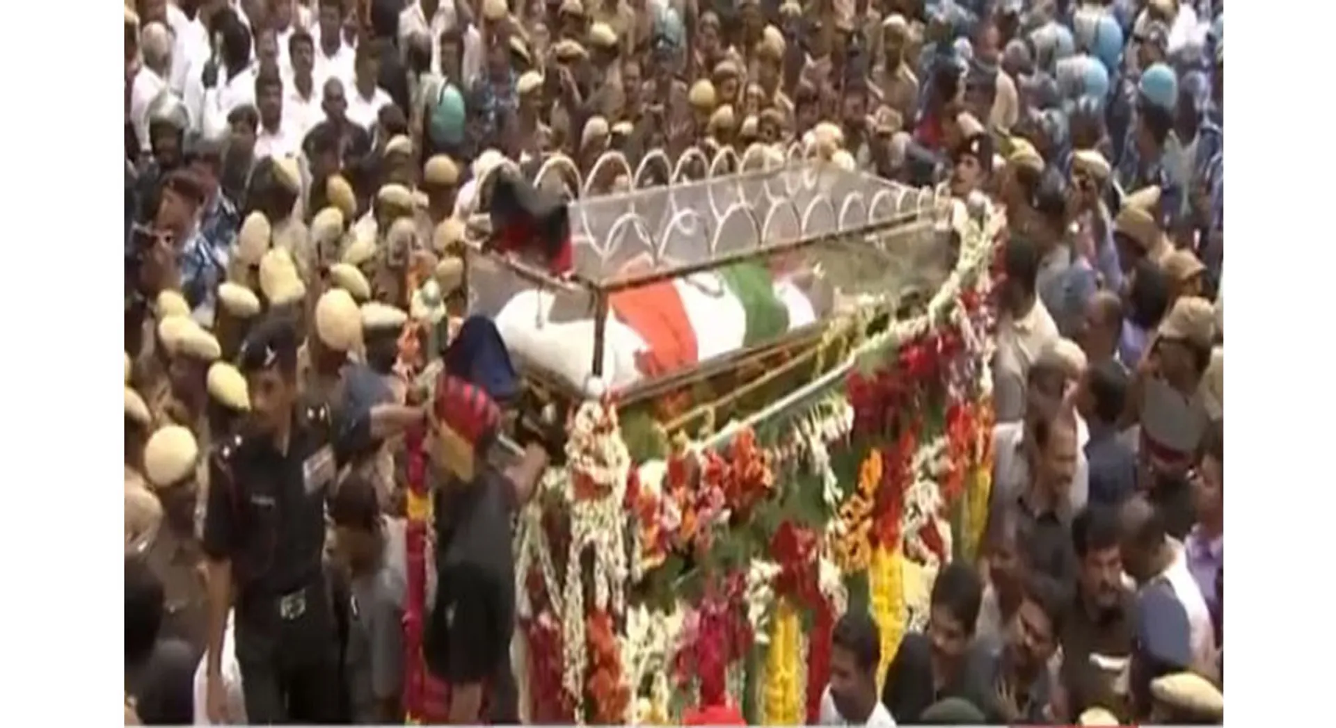 KALAINGar 