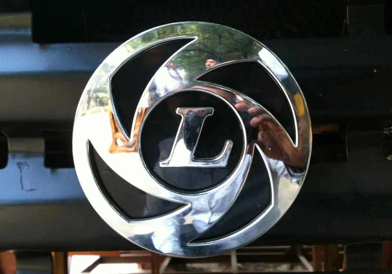 ashok leyland 