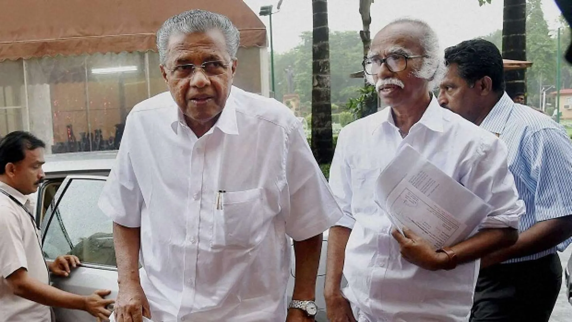 PINARAYI 
