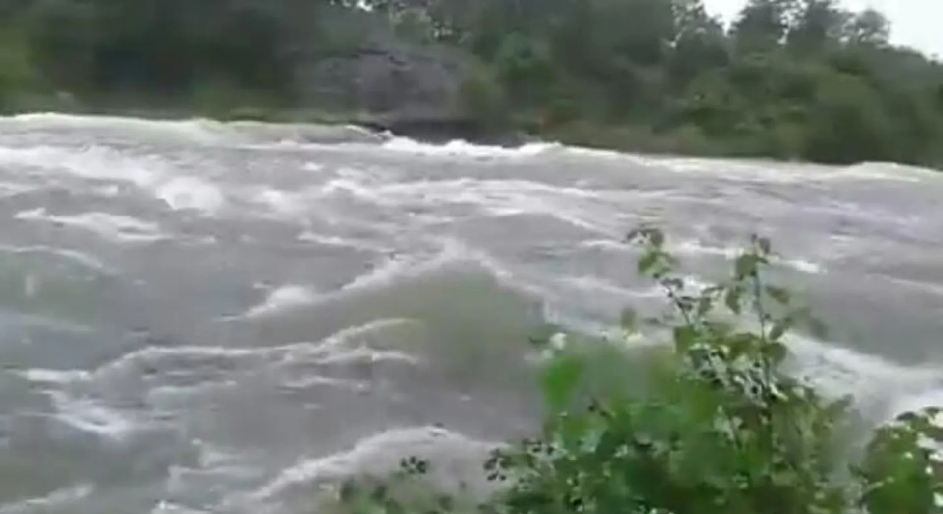 FLOOD 