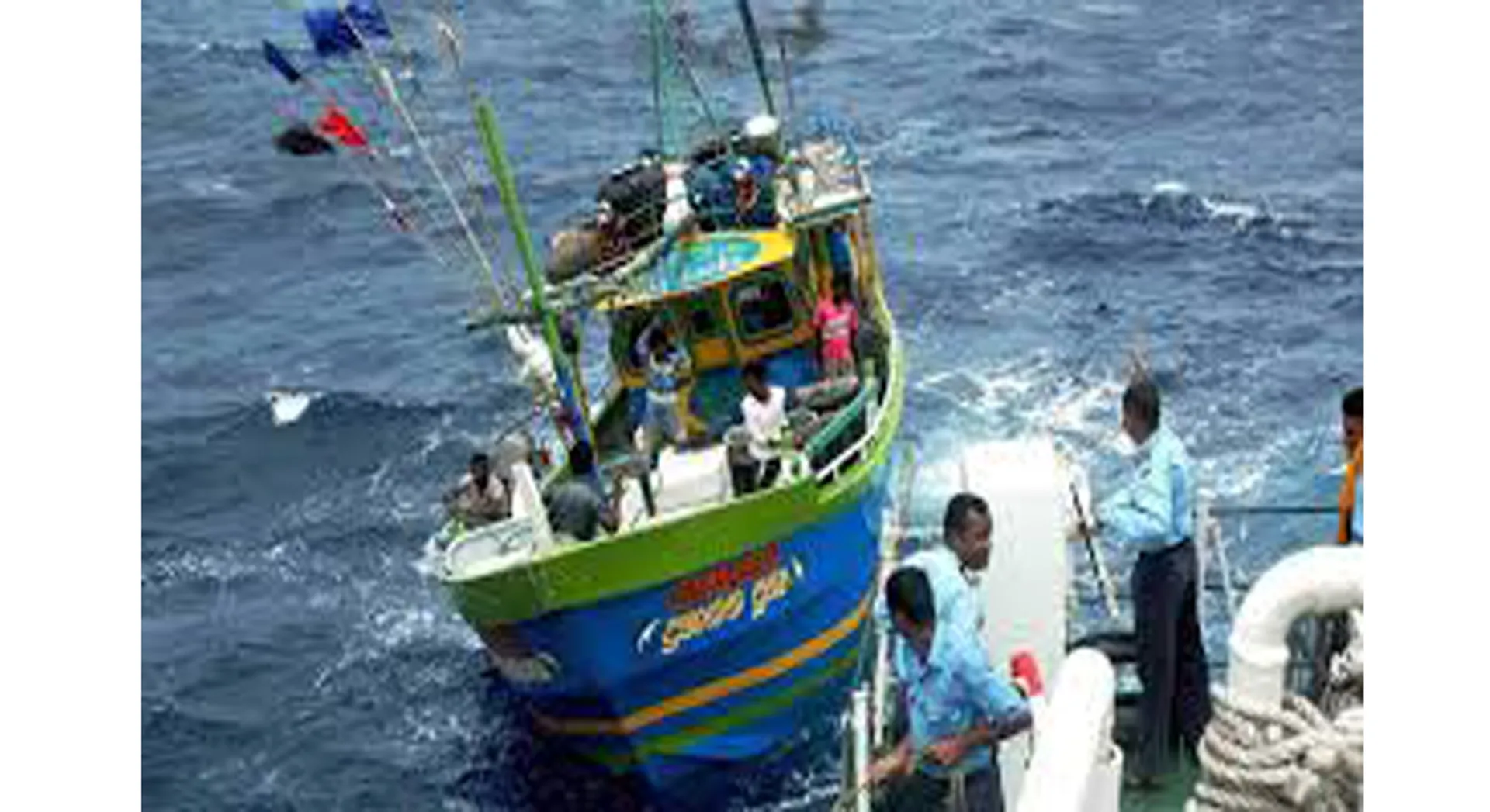  Sri Lankan Navy arrests 8 fishermen in Tuticorin