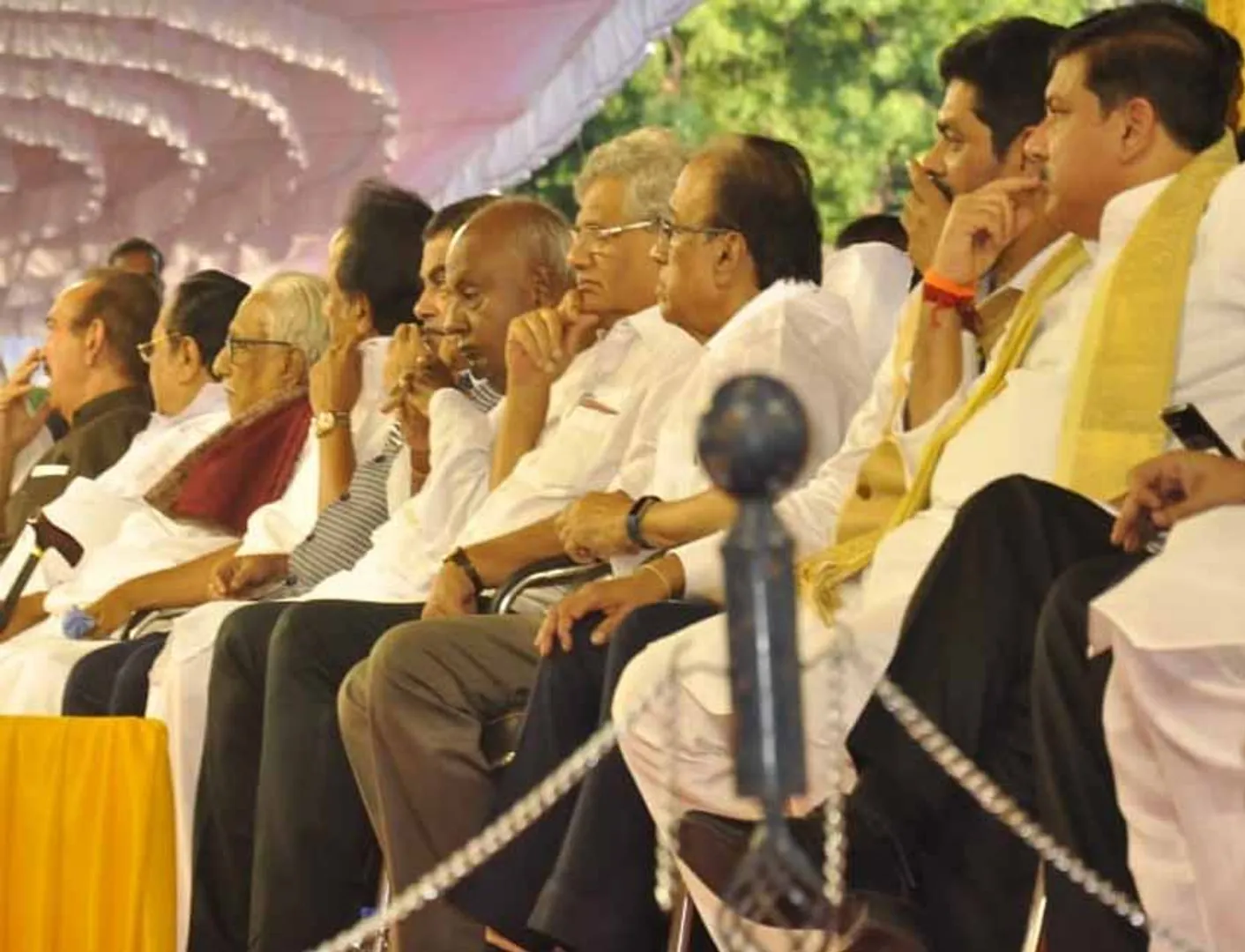 tamilisai soundararajan twitter