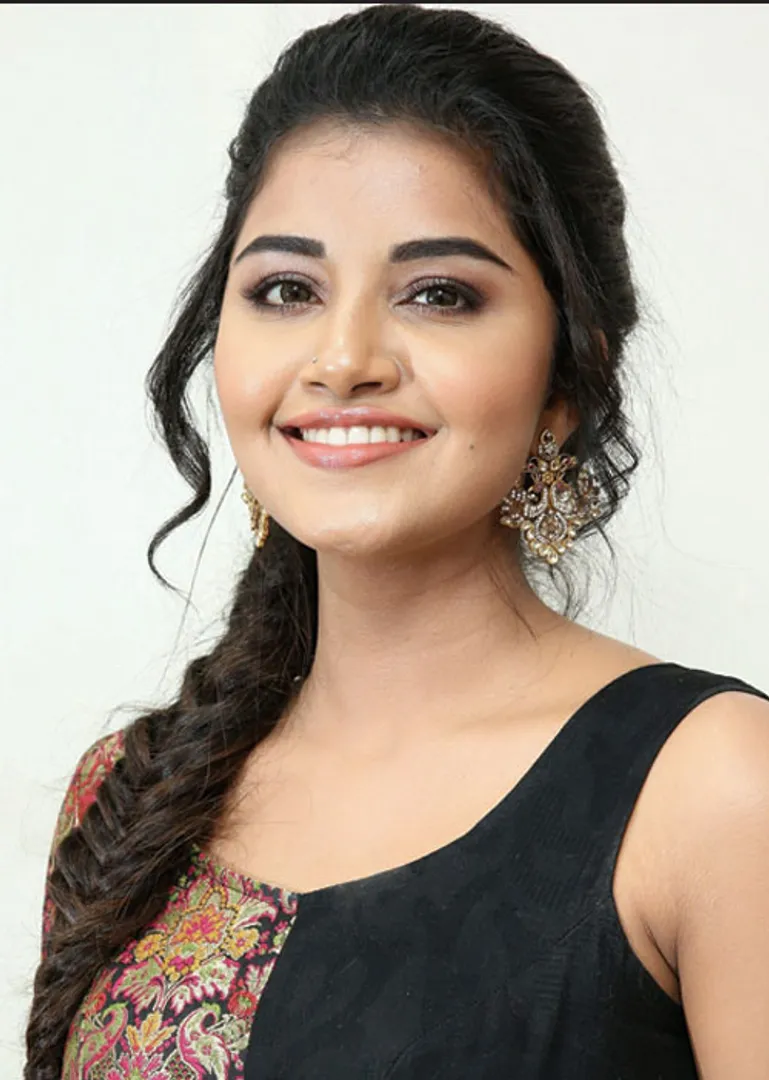 /idhalgal/cinikkuttu/all-celebrities-who-have-extended-support-kerala
