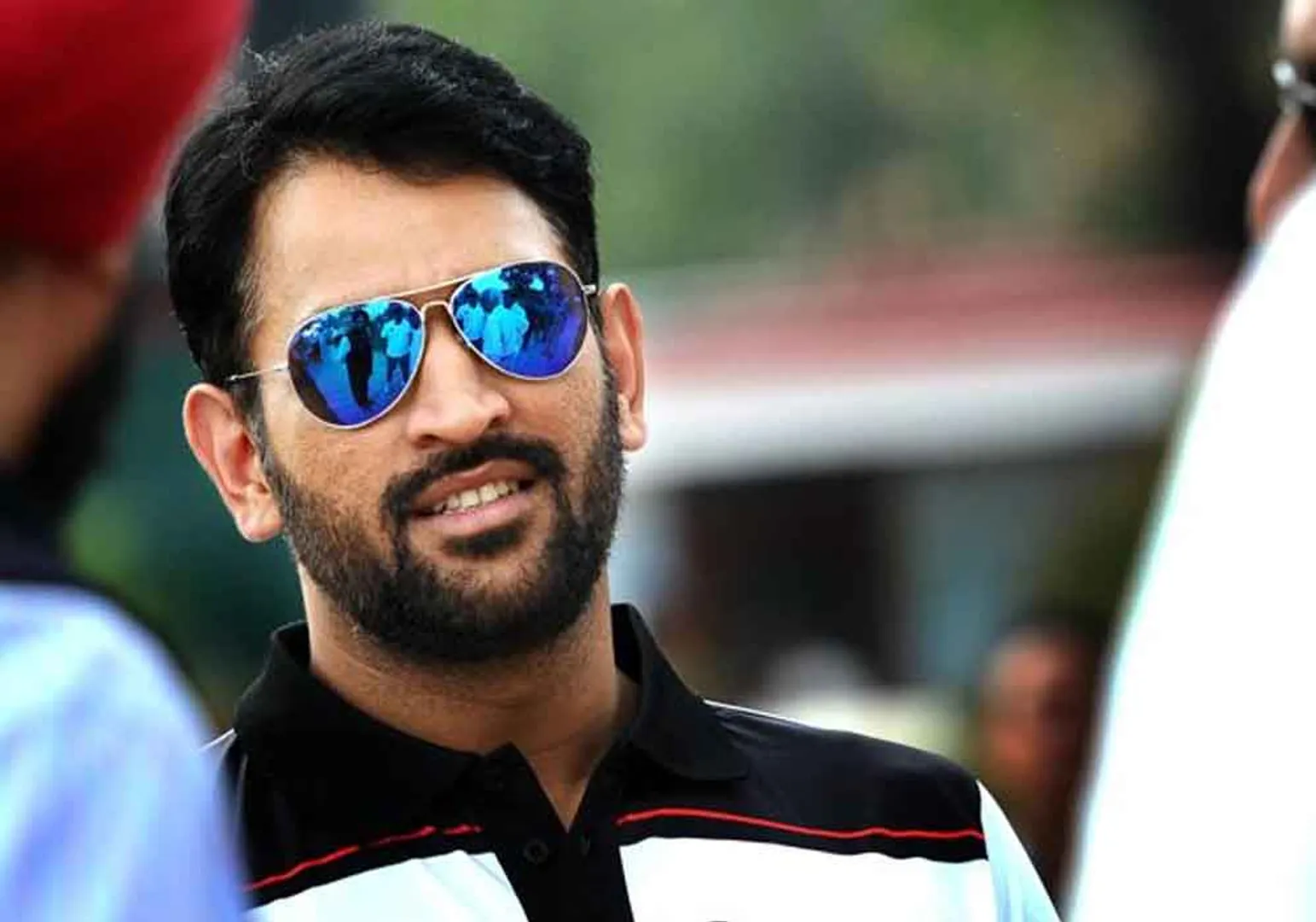 dhoni