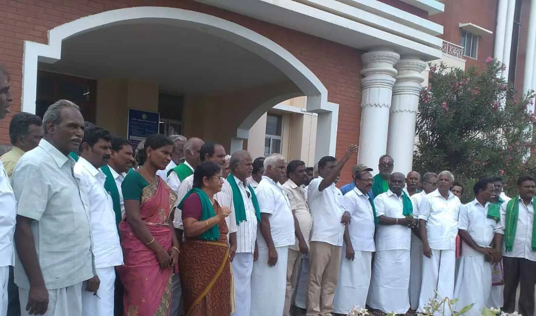 Farmers demonstrated!