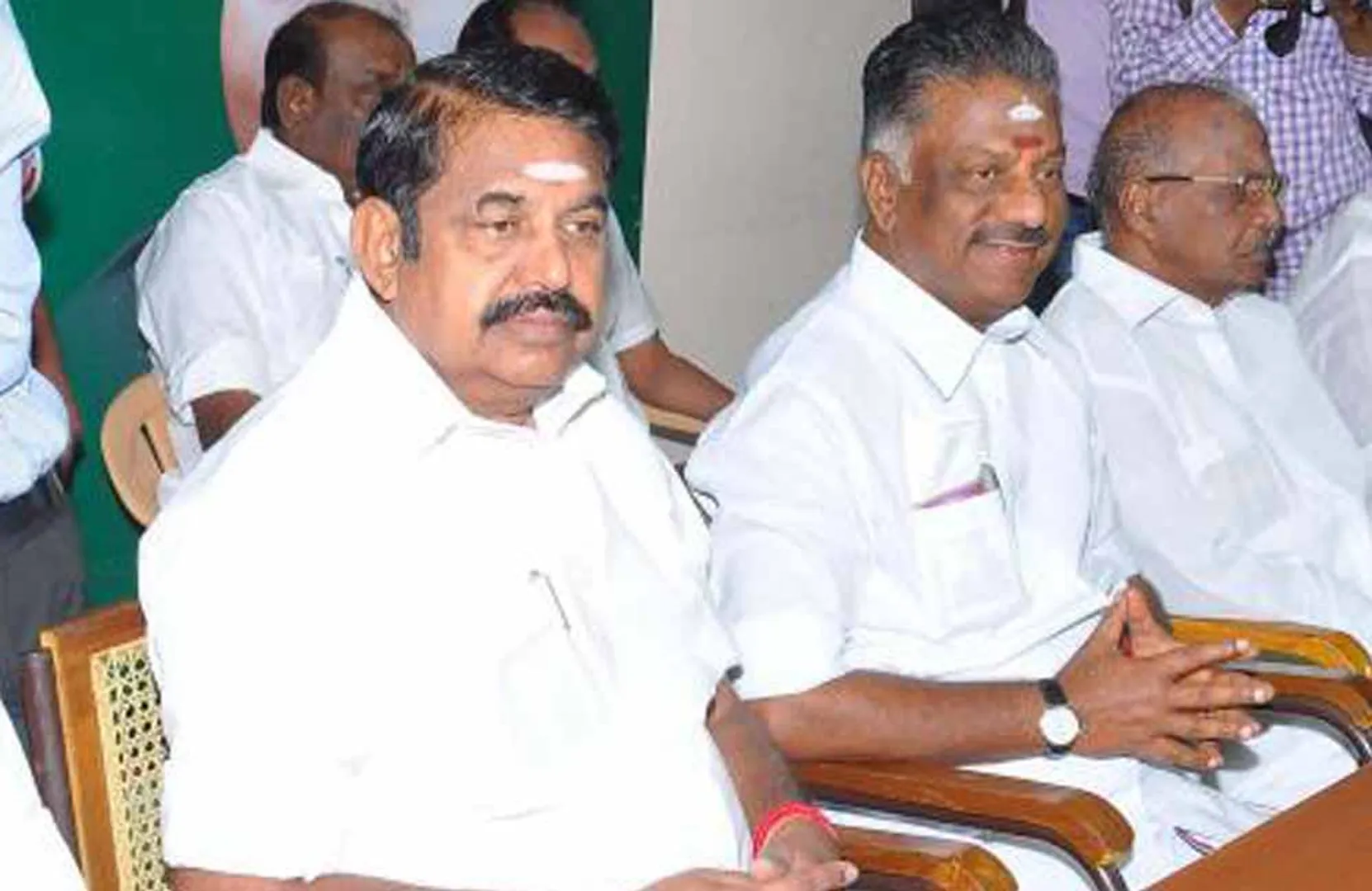 edappadi palanisamy and o panneerselvam