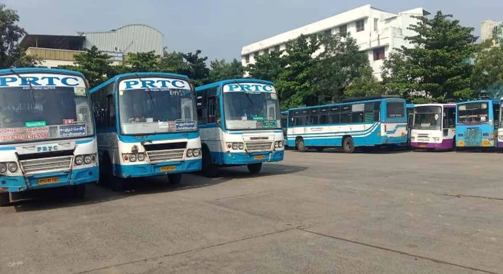  Traffic workers demand for pay wage