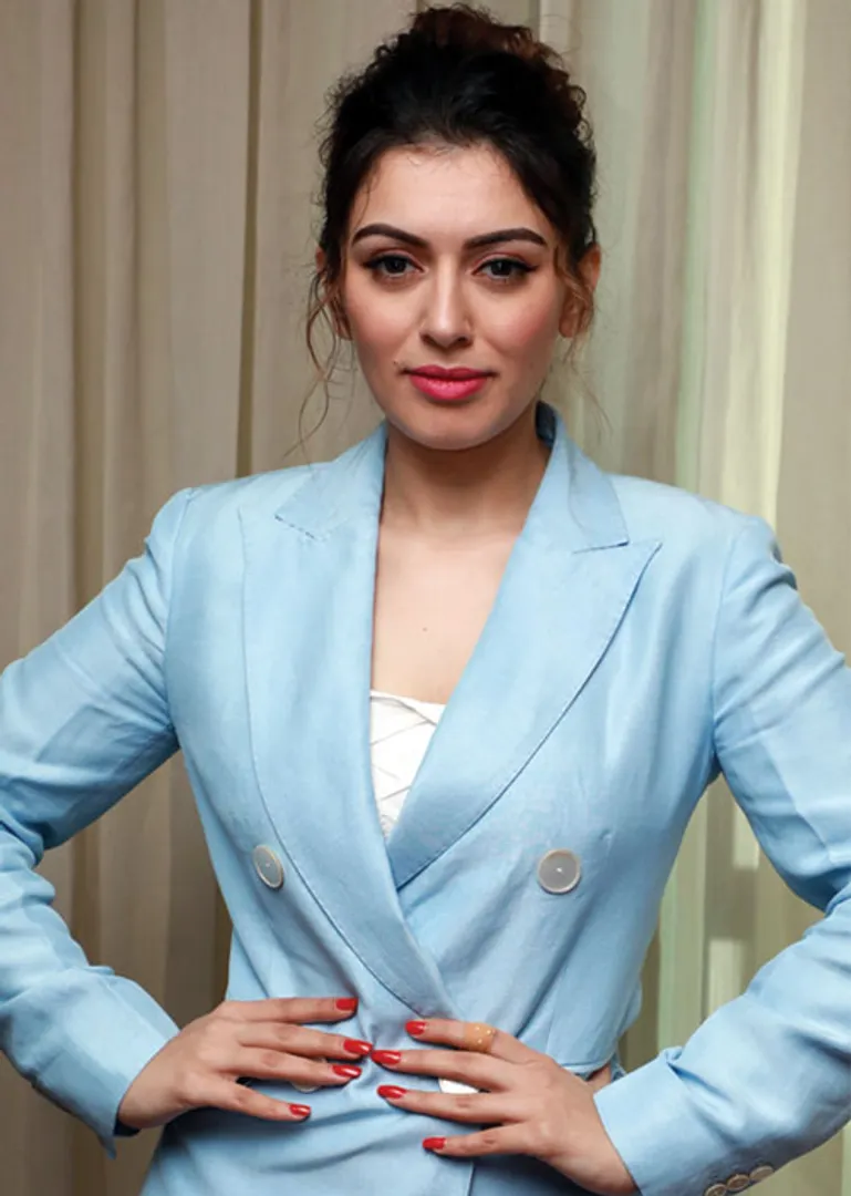 /idhalgal/cinikkuttu/hansika-cutting-fat