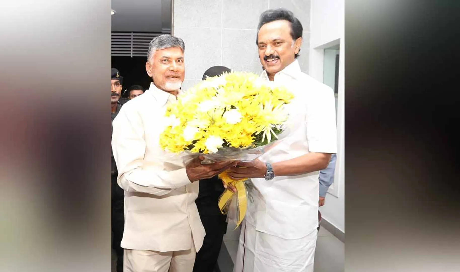 chandrababu naidu meets mk stalin