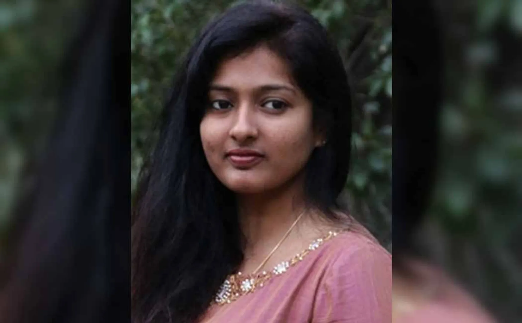 gayathri 
