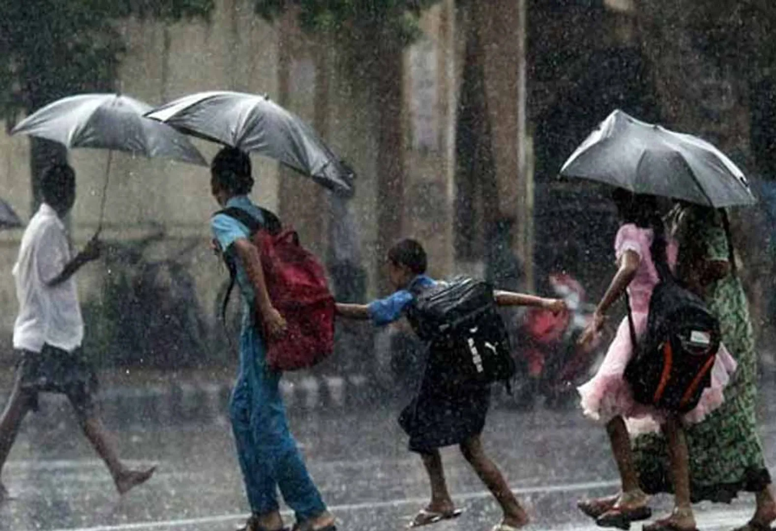New restriction on holiday for schools due to rain 